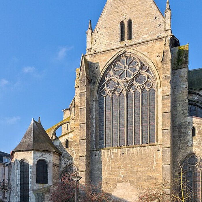 Photo de Église Saint-Julien de Tours