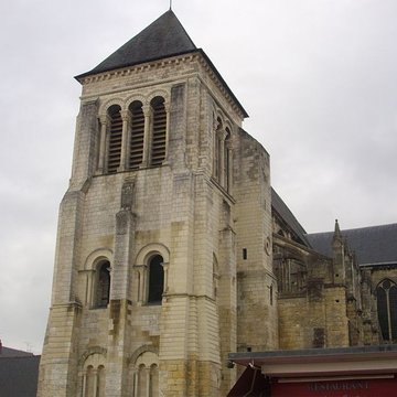 Église Saint-Julien de Tours