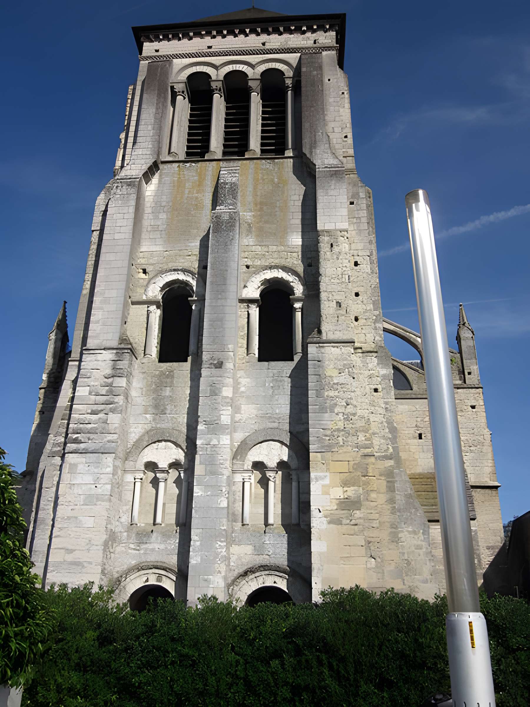Église Saint-Julien de Tours
