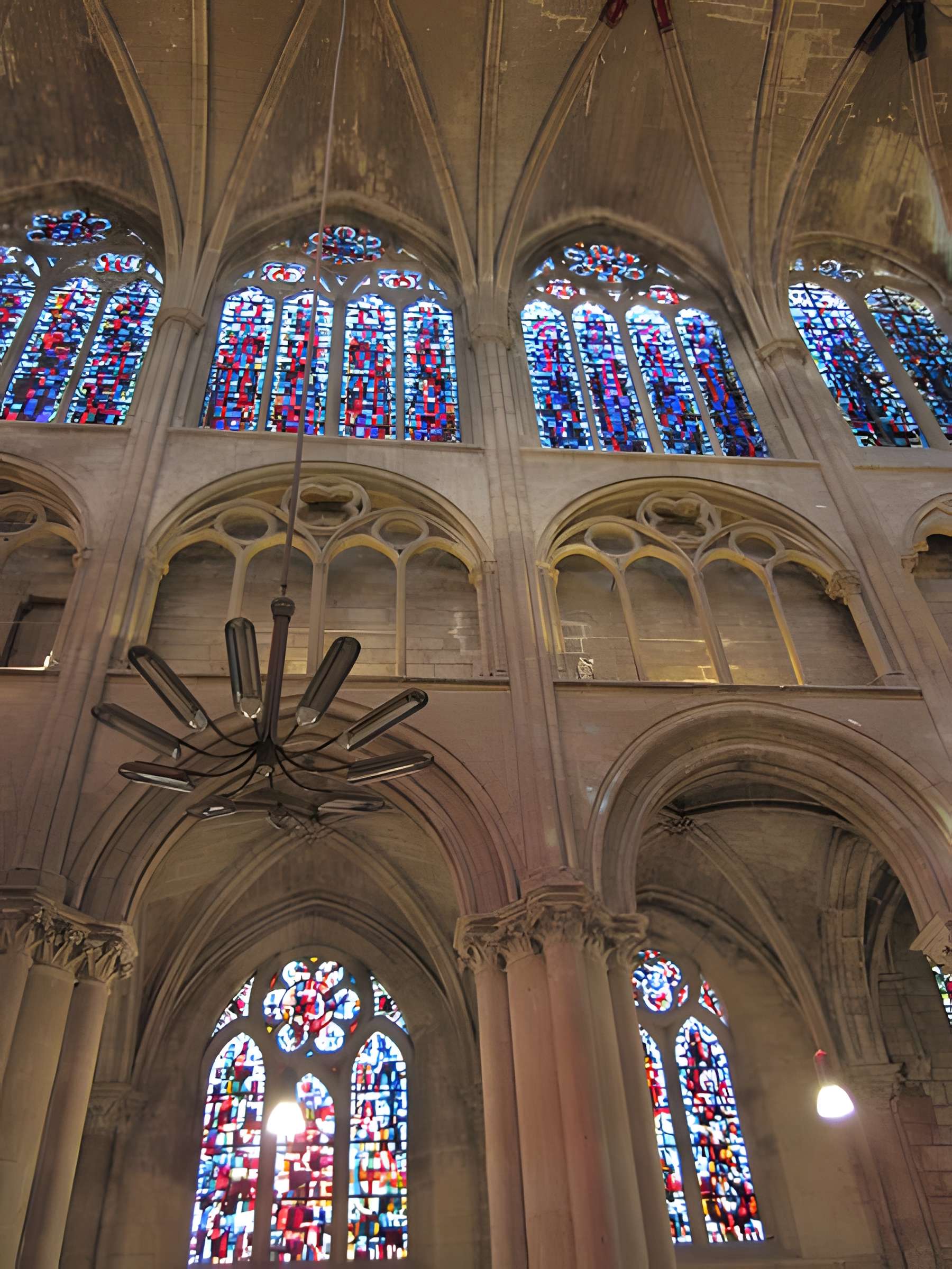 Église Saint-Julien de Tours