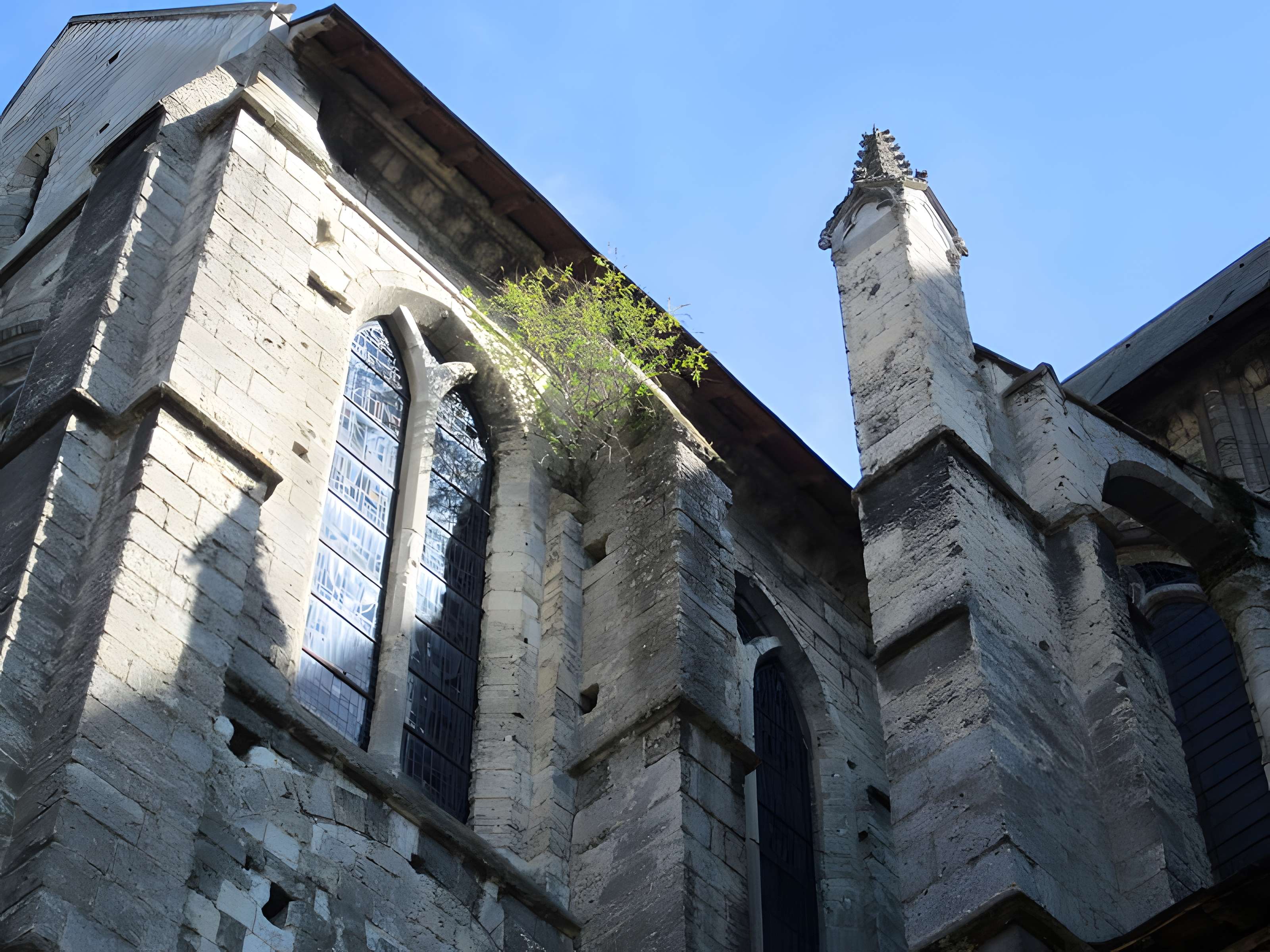 Église Saint-Julien de Tours