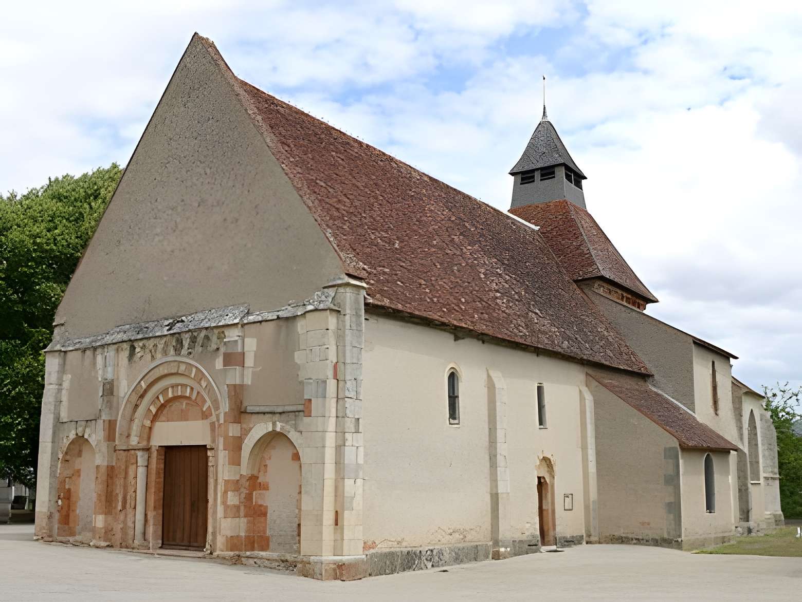 Église Saint-Julien d'Osmery 