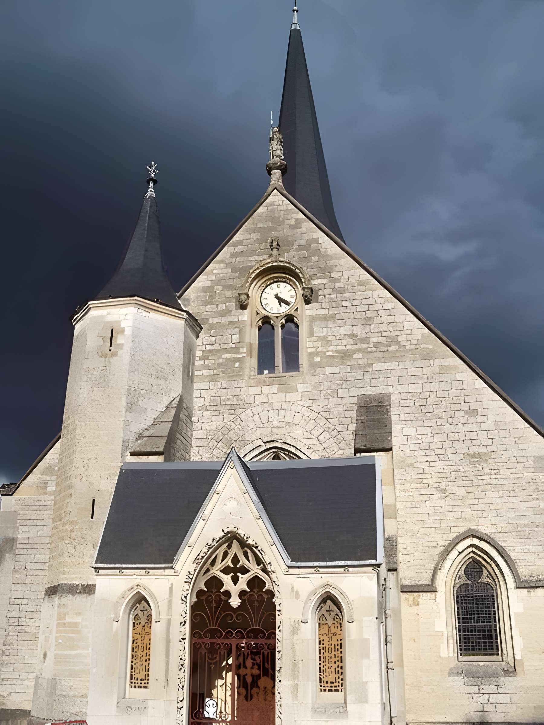 Église Saint-Julien-de-Brioude de Saint-Julien-les-Villas 