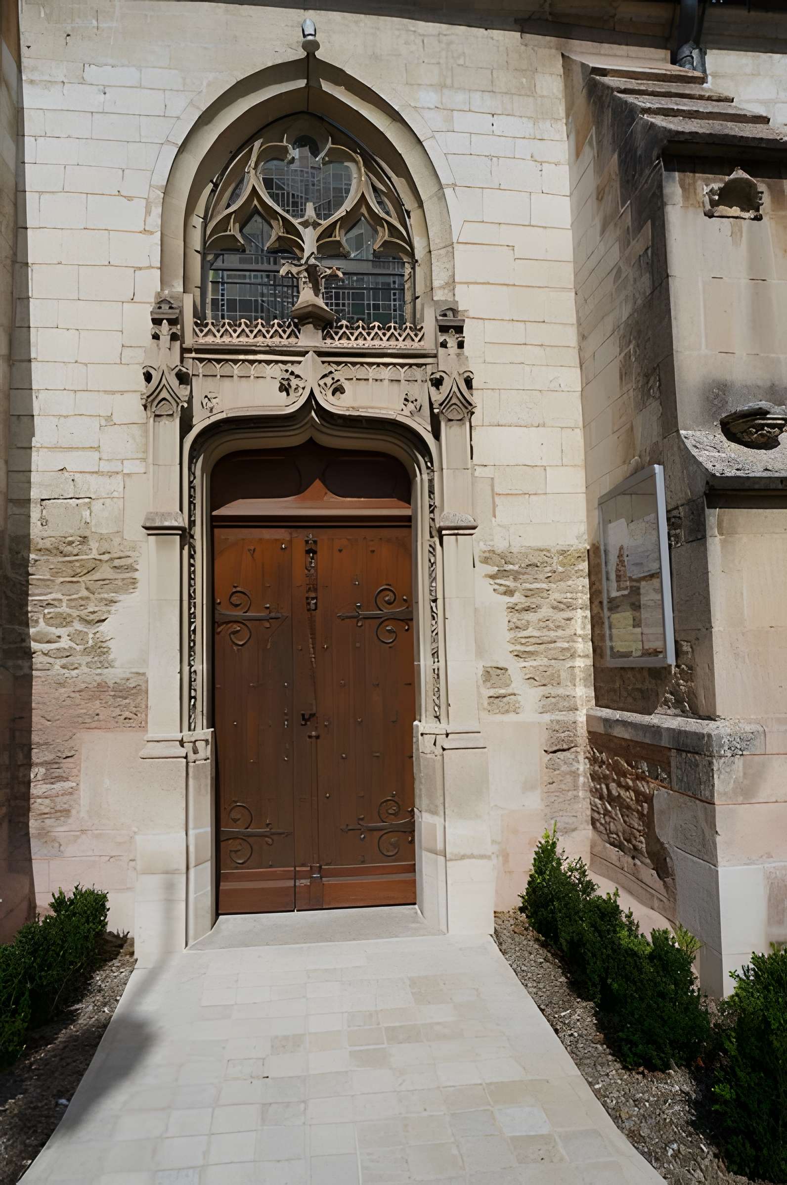 Église Saint-Julien-de-Brioude de Saint-Julien-les-Villas