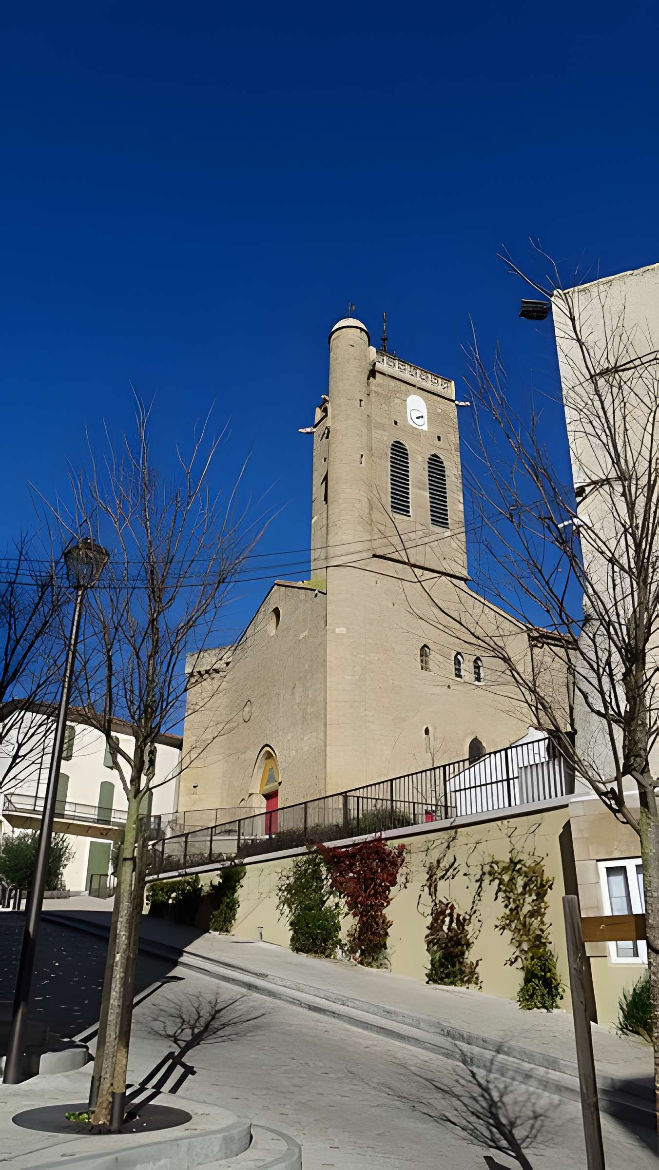 Église Saint-Julien-et-Sainte-Basilisse-d'Antioche de Servian