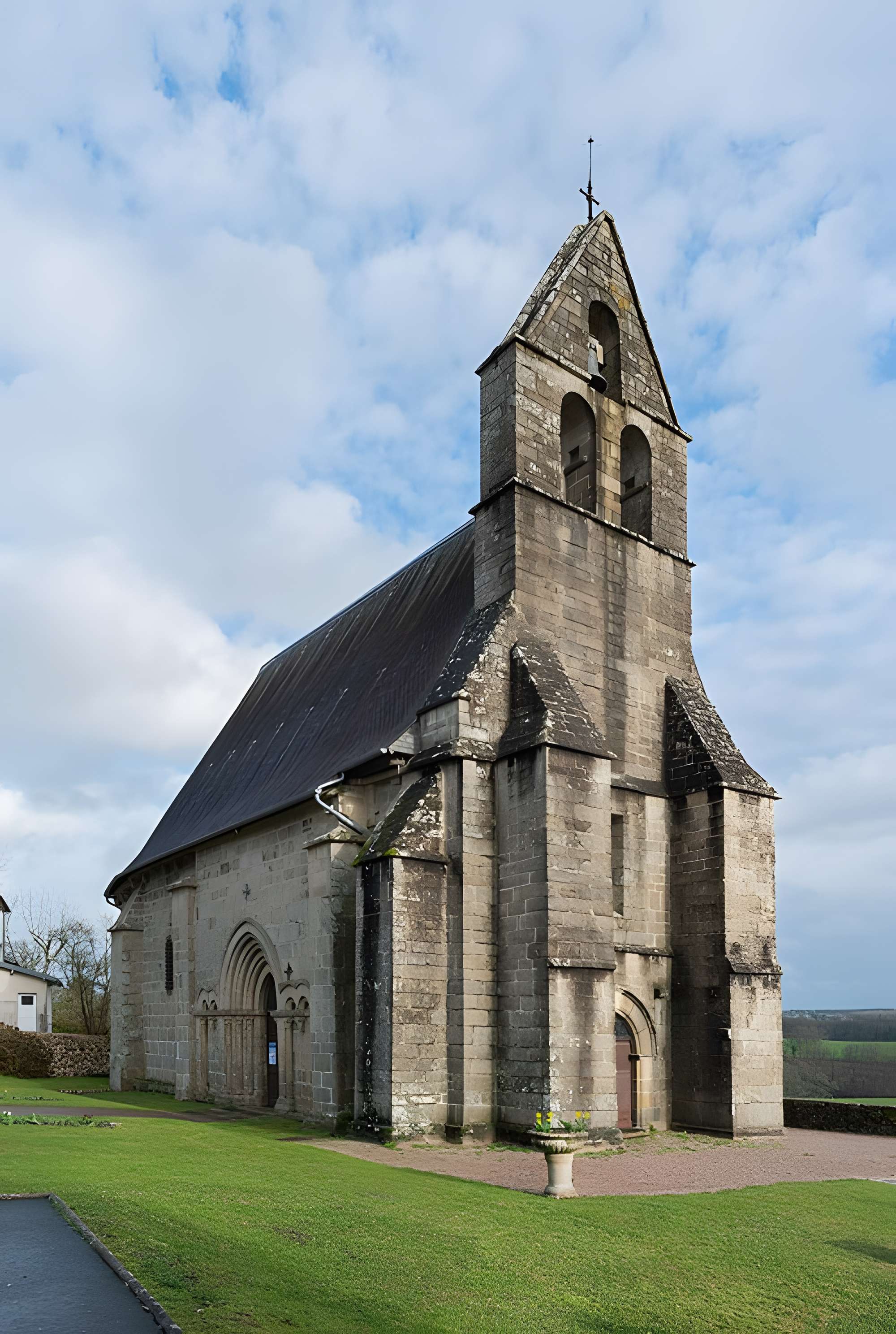 Église Saint-Just de Saint-Just-le-Martel