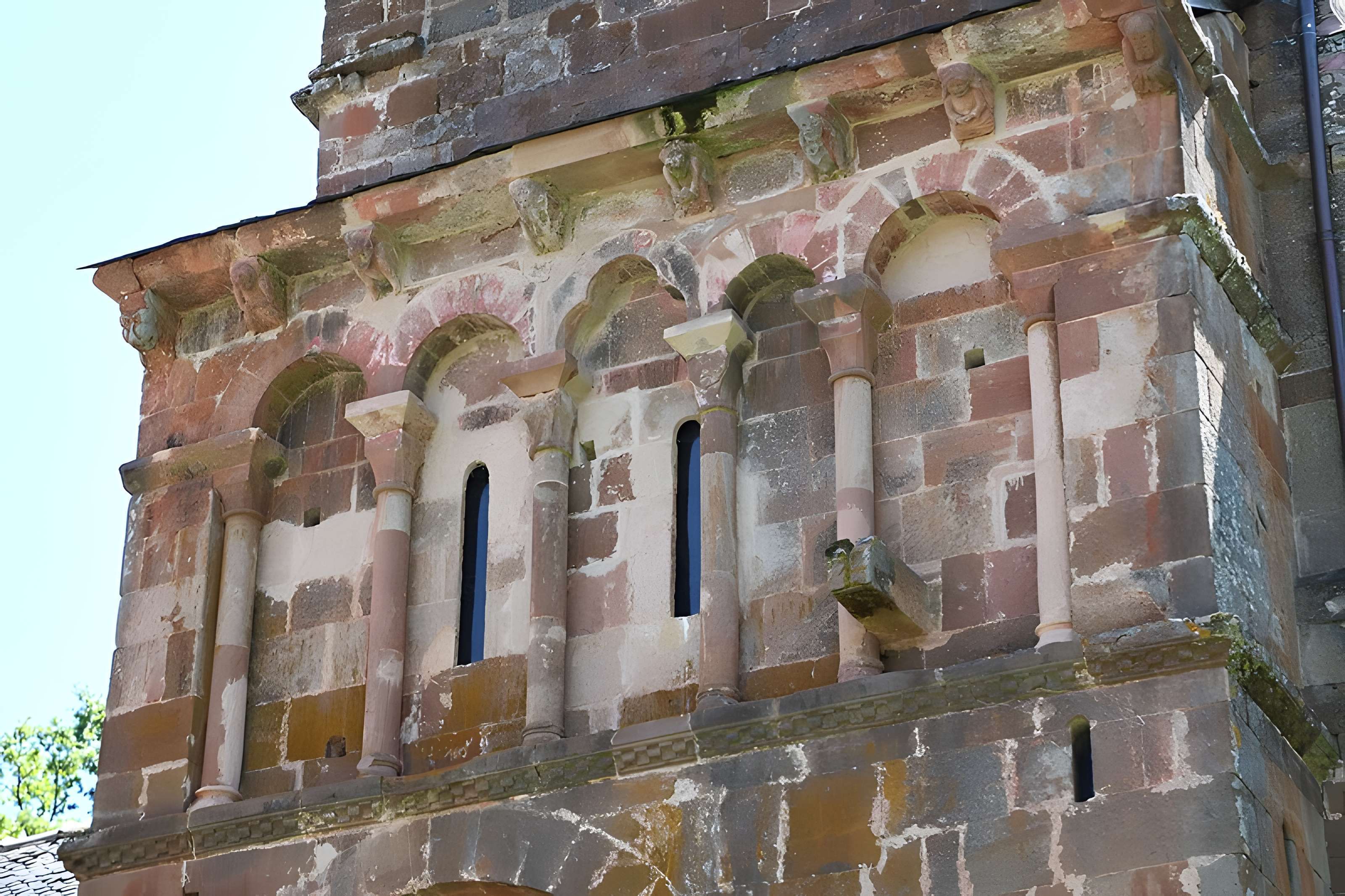 Église Saint-Pierre de Bessuéjouls