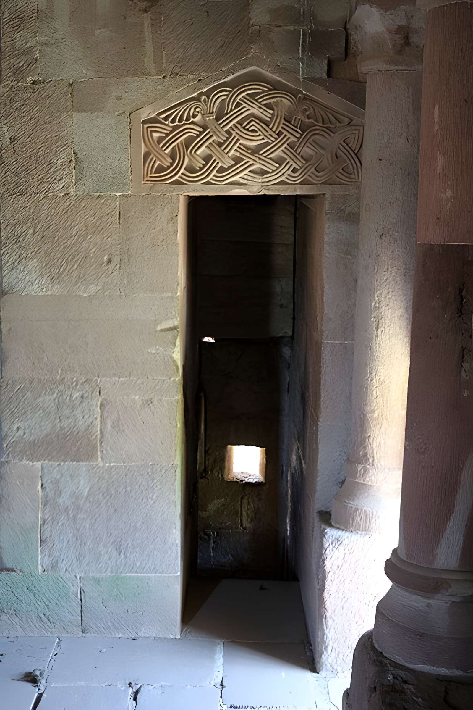 Église Saint-Pierre de Bessuéjouls