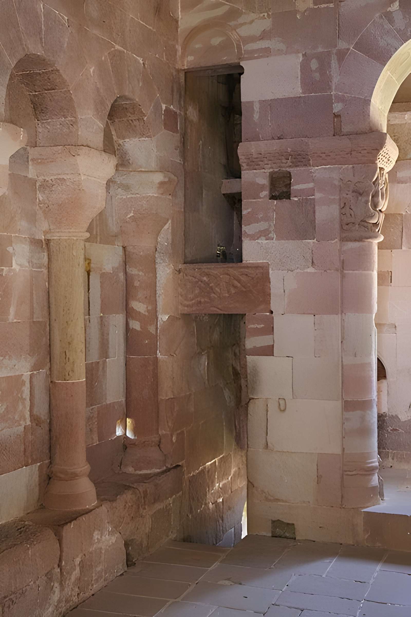 Église Saint-Pierre de Bessuéjouls