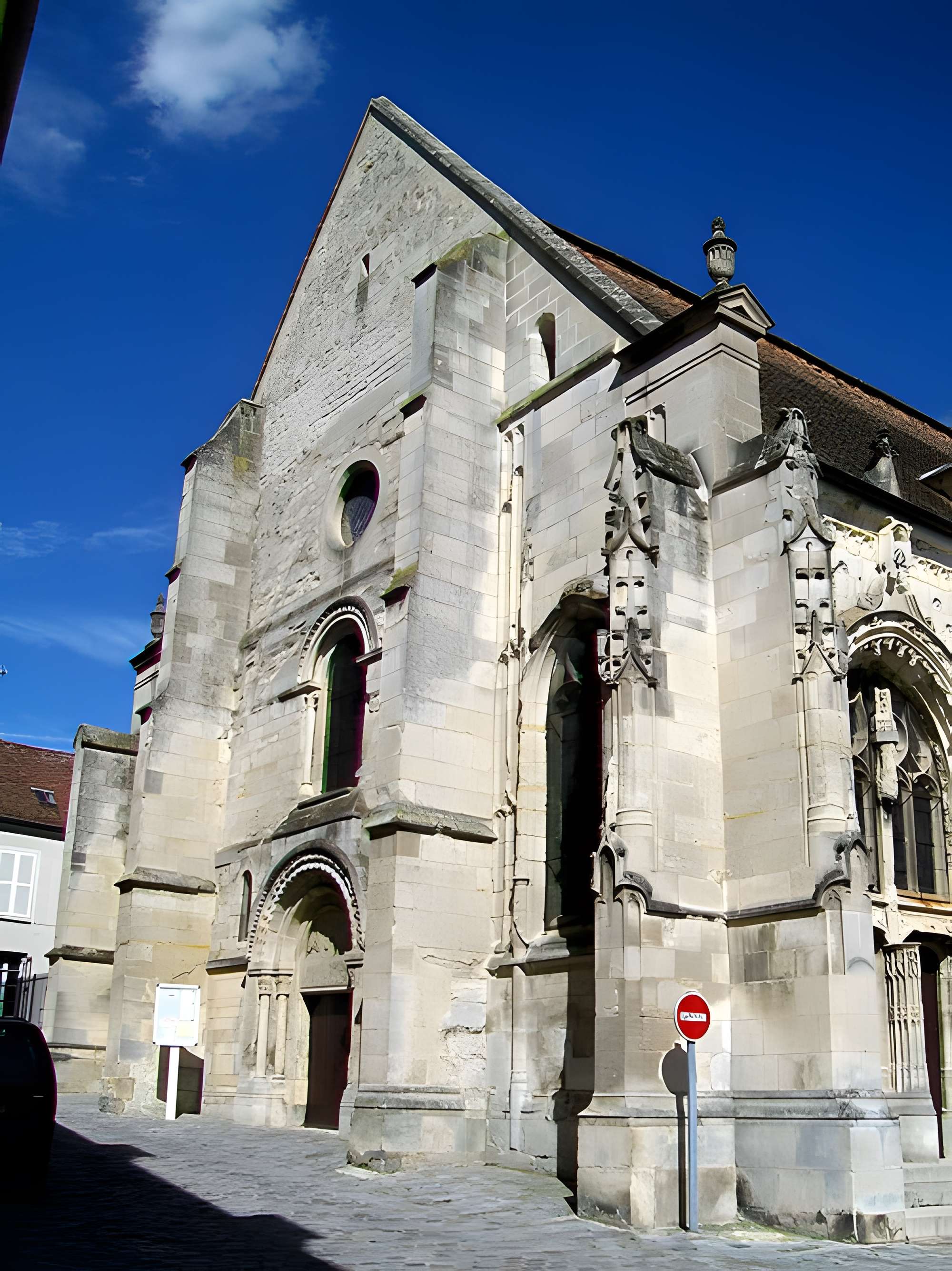 Église Saint-Justin de Louvres