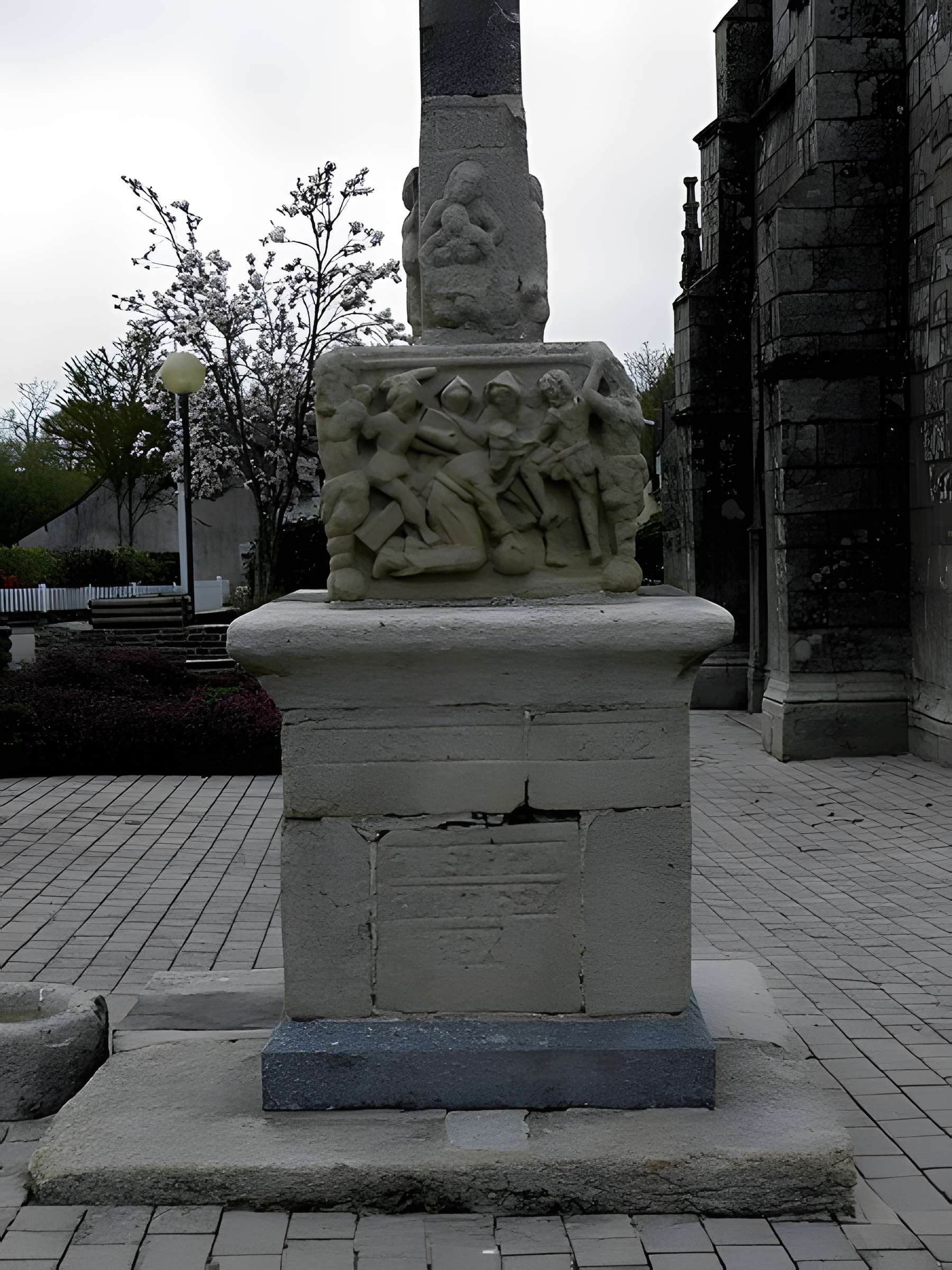 Église Saint-Juvénal du Moustoir