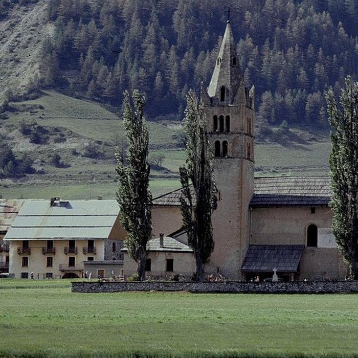 Photo de Église Saint-Laurent dArvieux