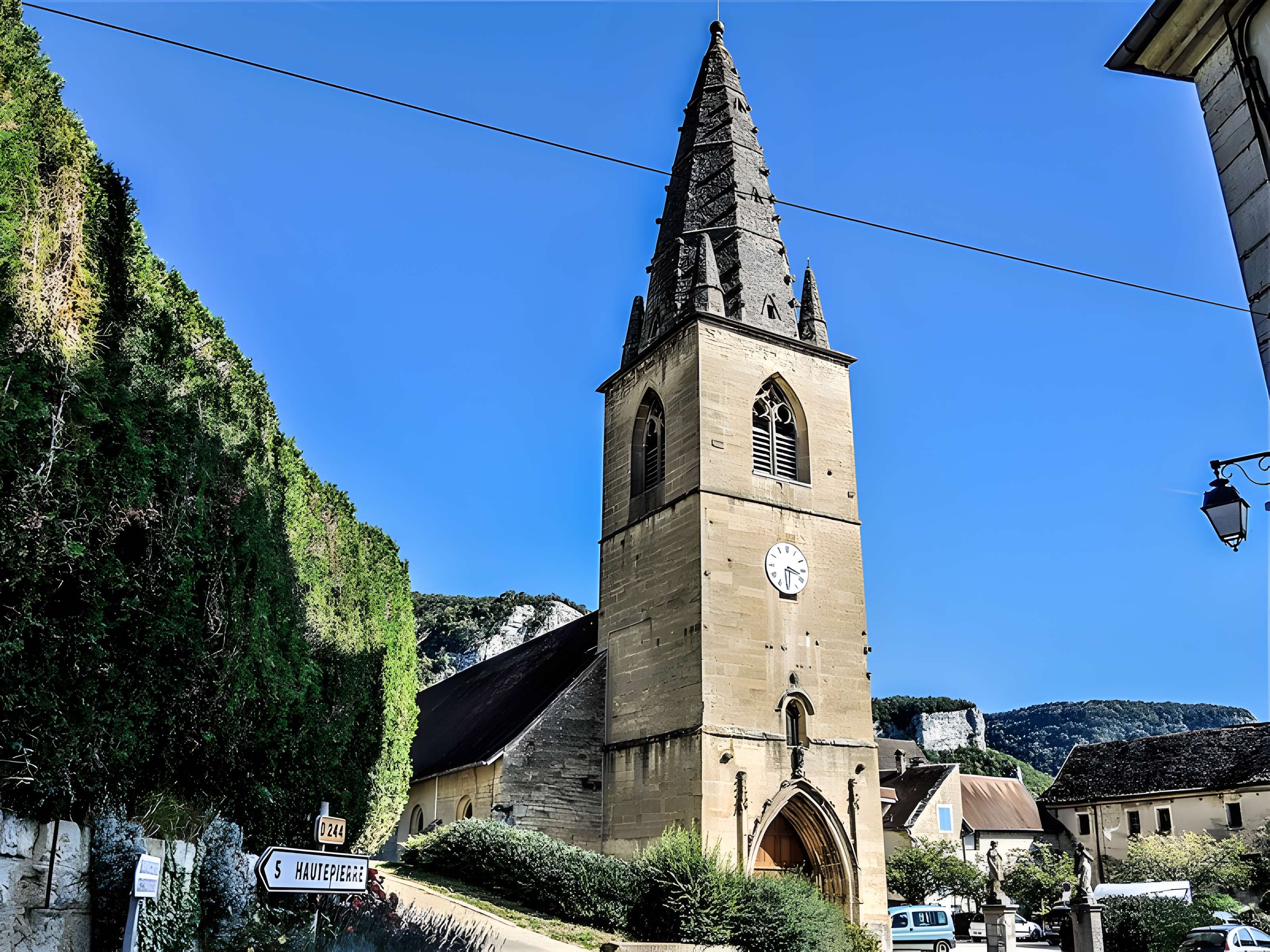 Église Saint-Laurent de Mouthier-Haute-Pierre