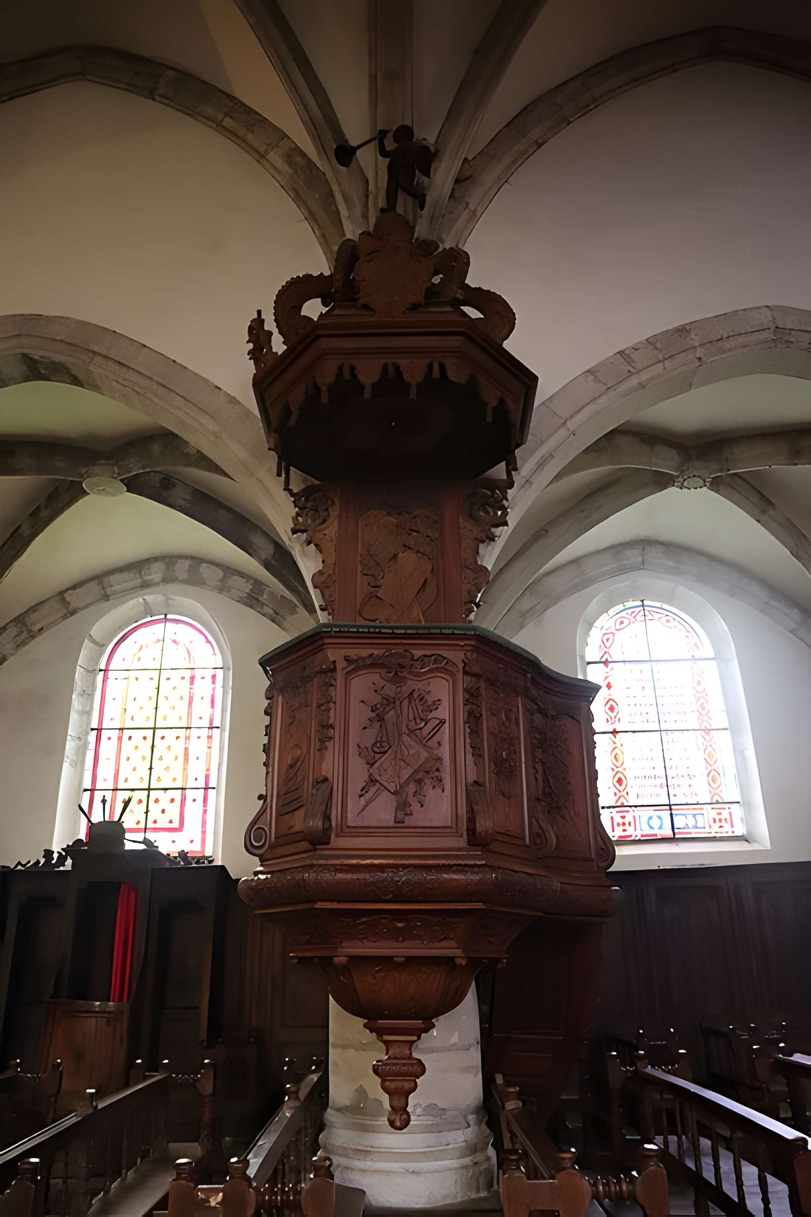 Église Saint-Laurent de Mouthier-Haute-Pierre