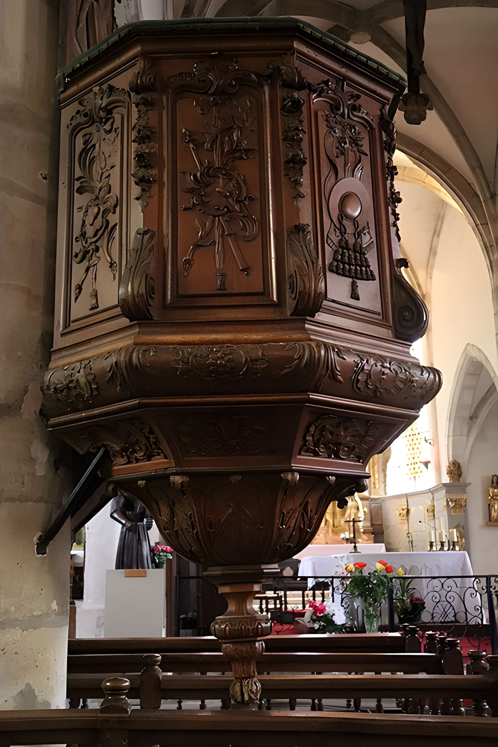 Église Saint-Laurent de Mouthier-Haute-Pierre