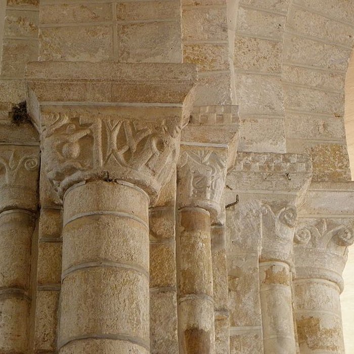 Photo de Église Saint-Laurent de Neuvy-en-Champagne