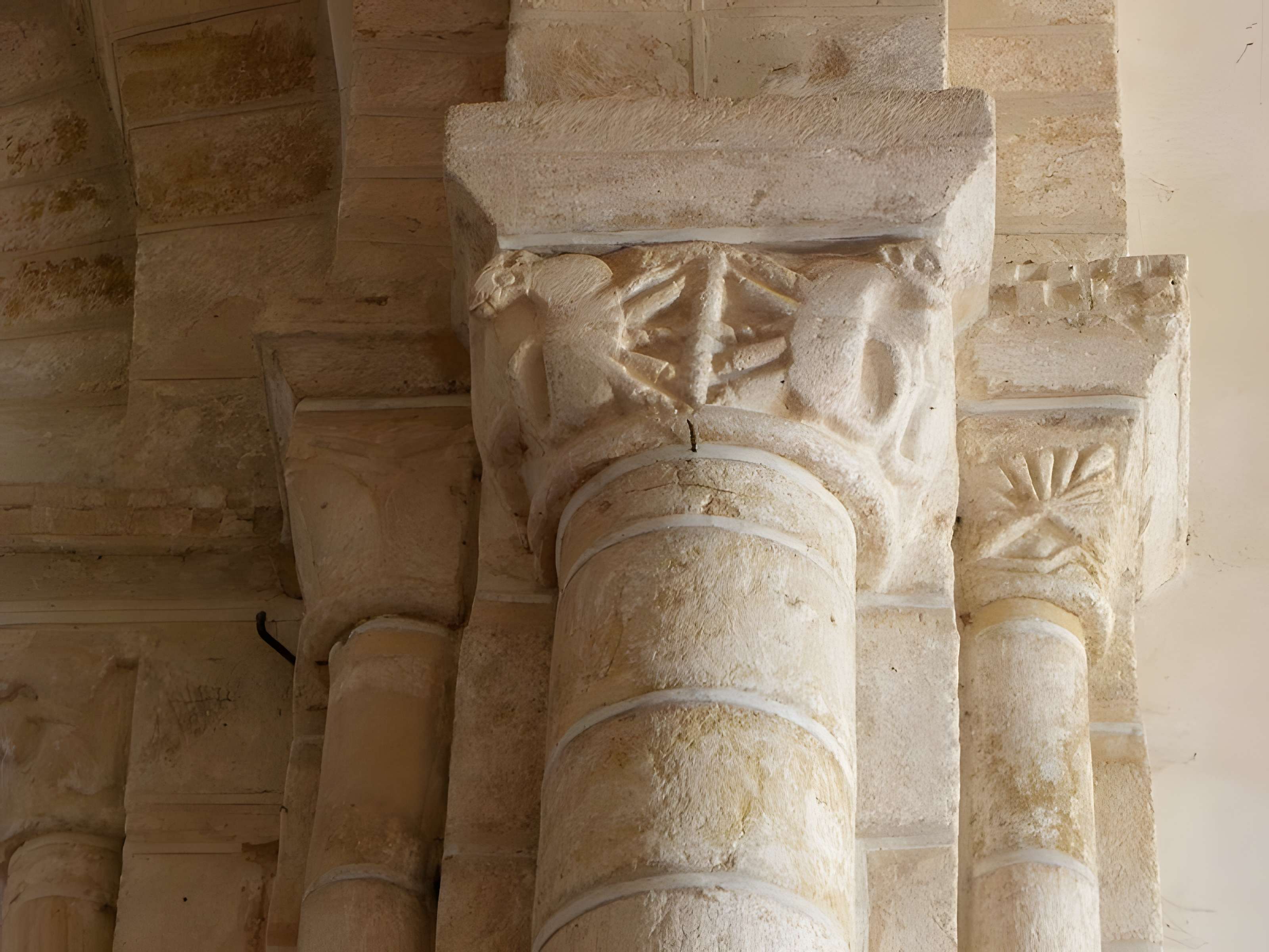 Église Saint-Laurent de Neuvy-en-Champagne