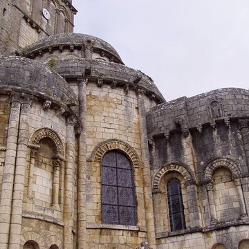 Église Saint-Pierre de Chauvigny