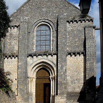 Église Saint-Pierre de Chauvigny