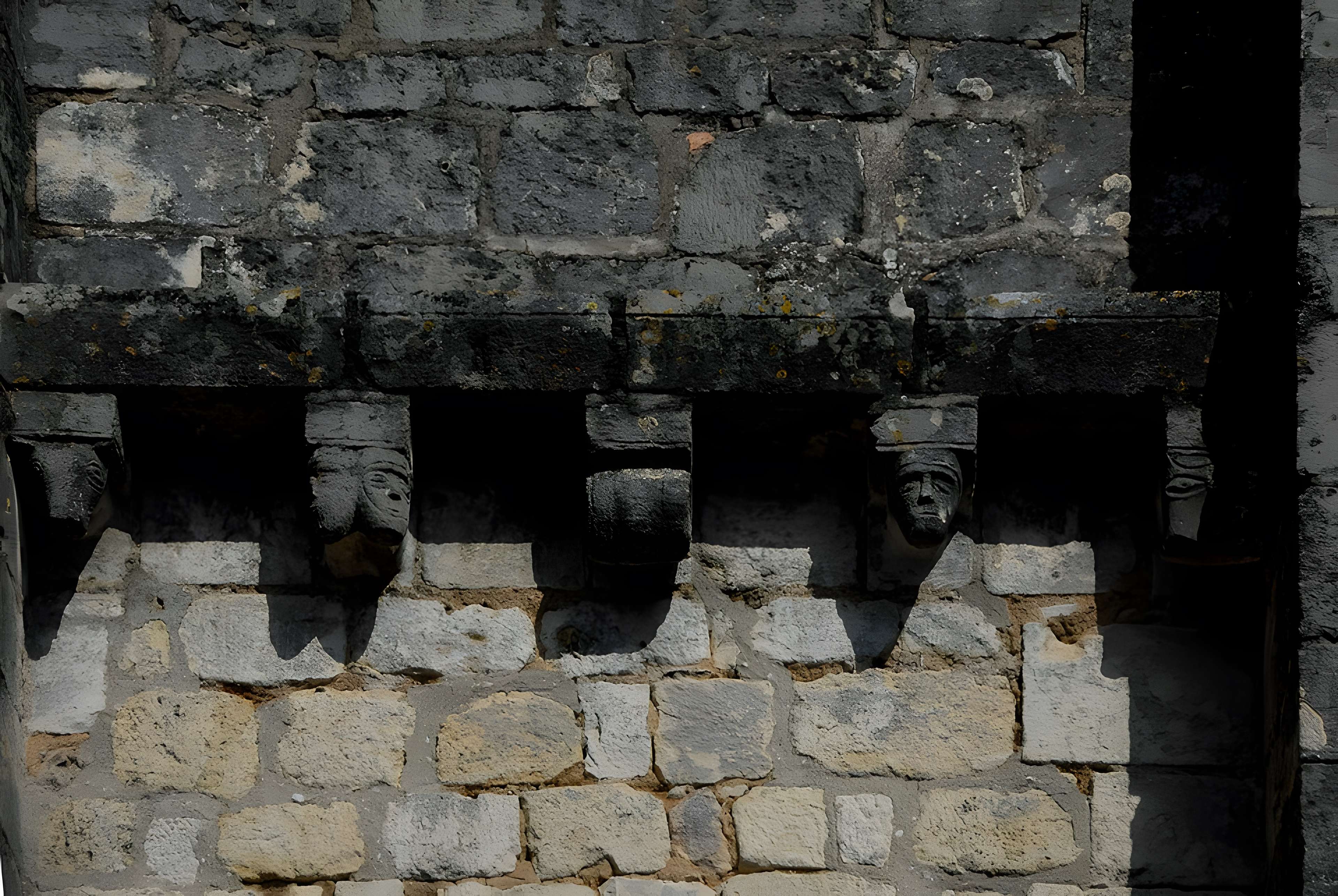 Église Saint-Pierre de Chauvigny