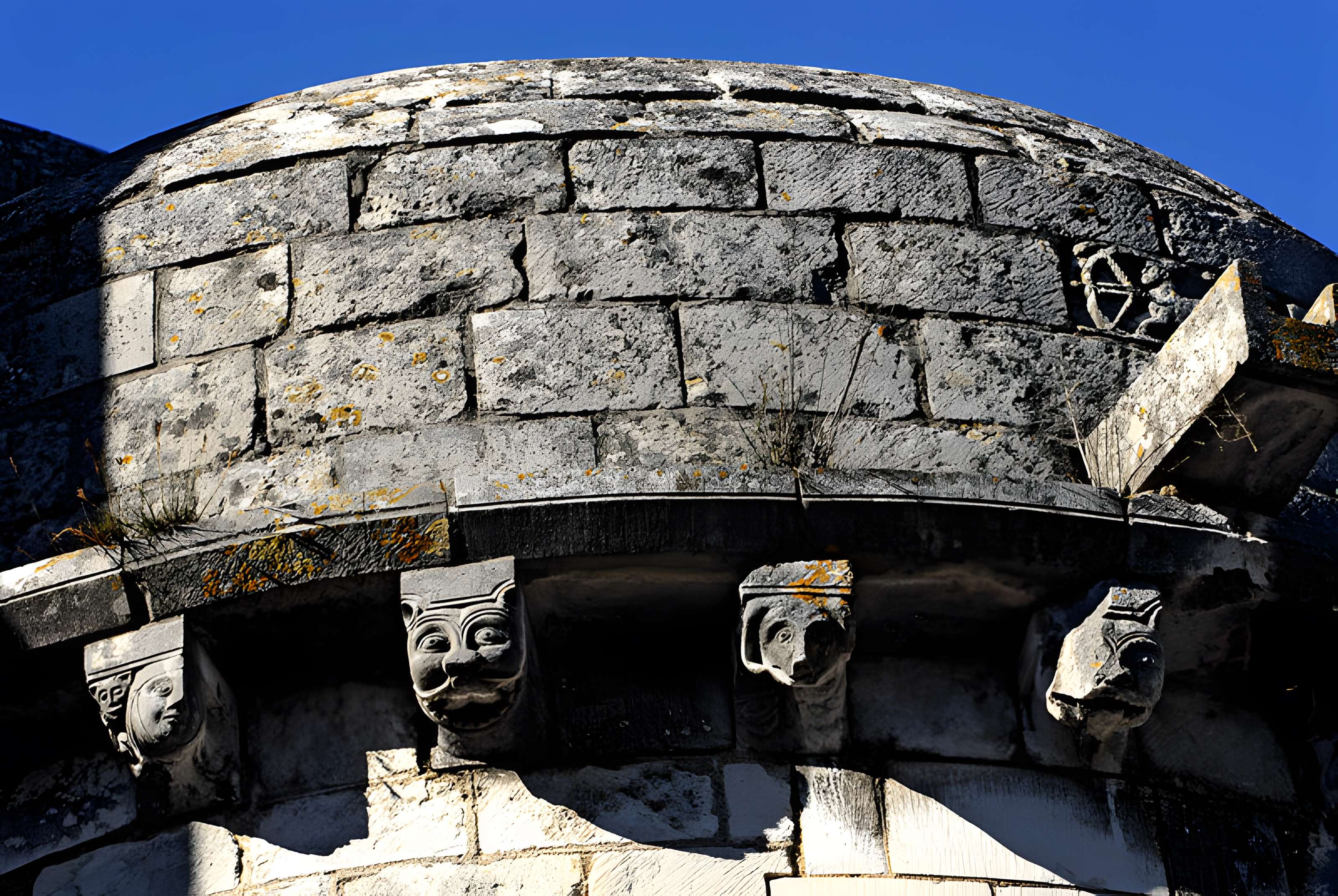 Église Saint-Pierre de Chauvigny