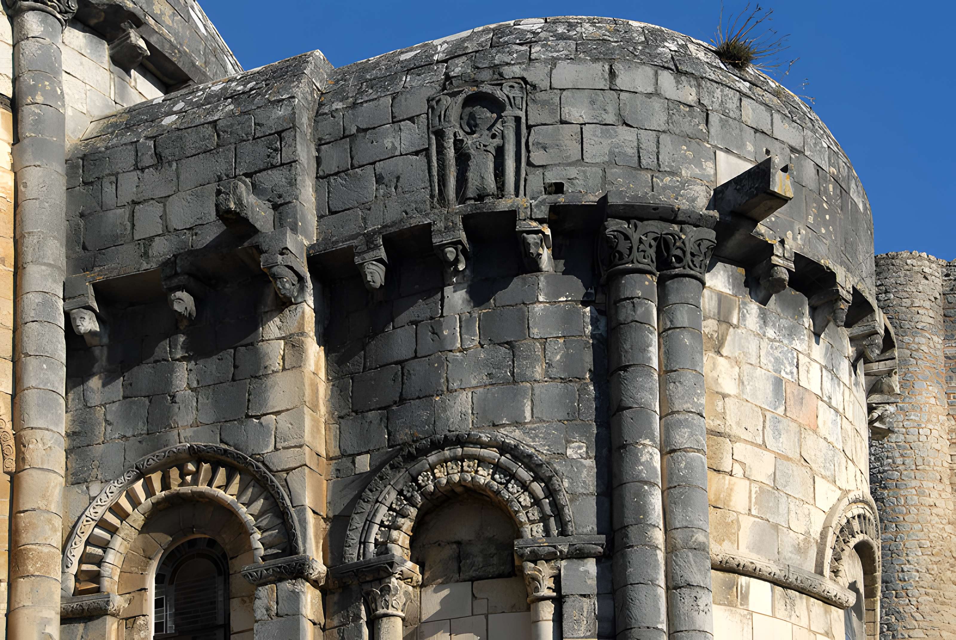 Église Saint-Pierre de Chauvigny