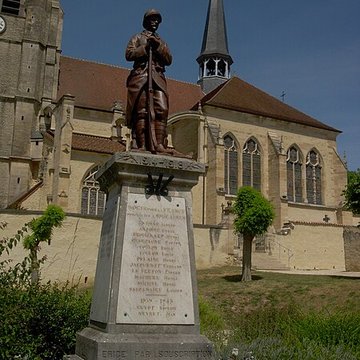 Église Saint-Laurent de Soulaines-Dhuys