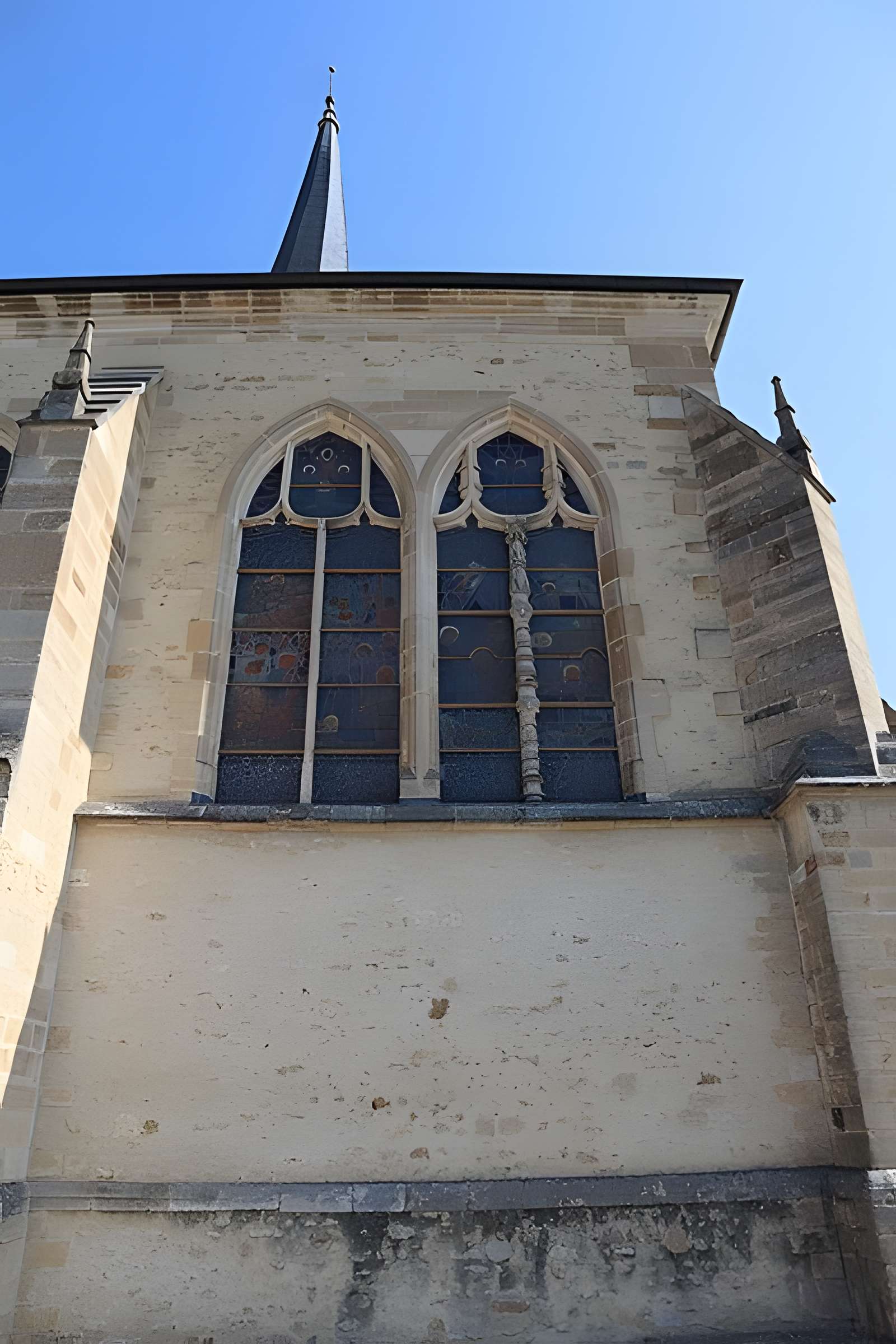 Église Saint-Laurent de Soulaines-Dhuys