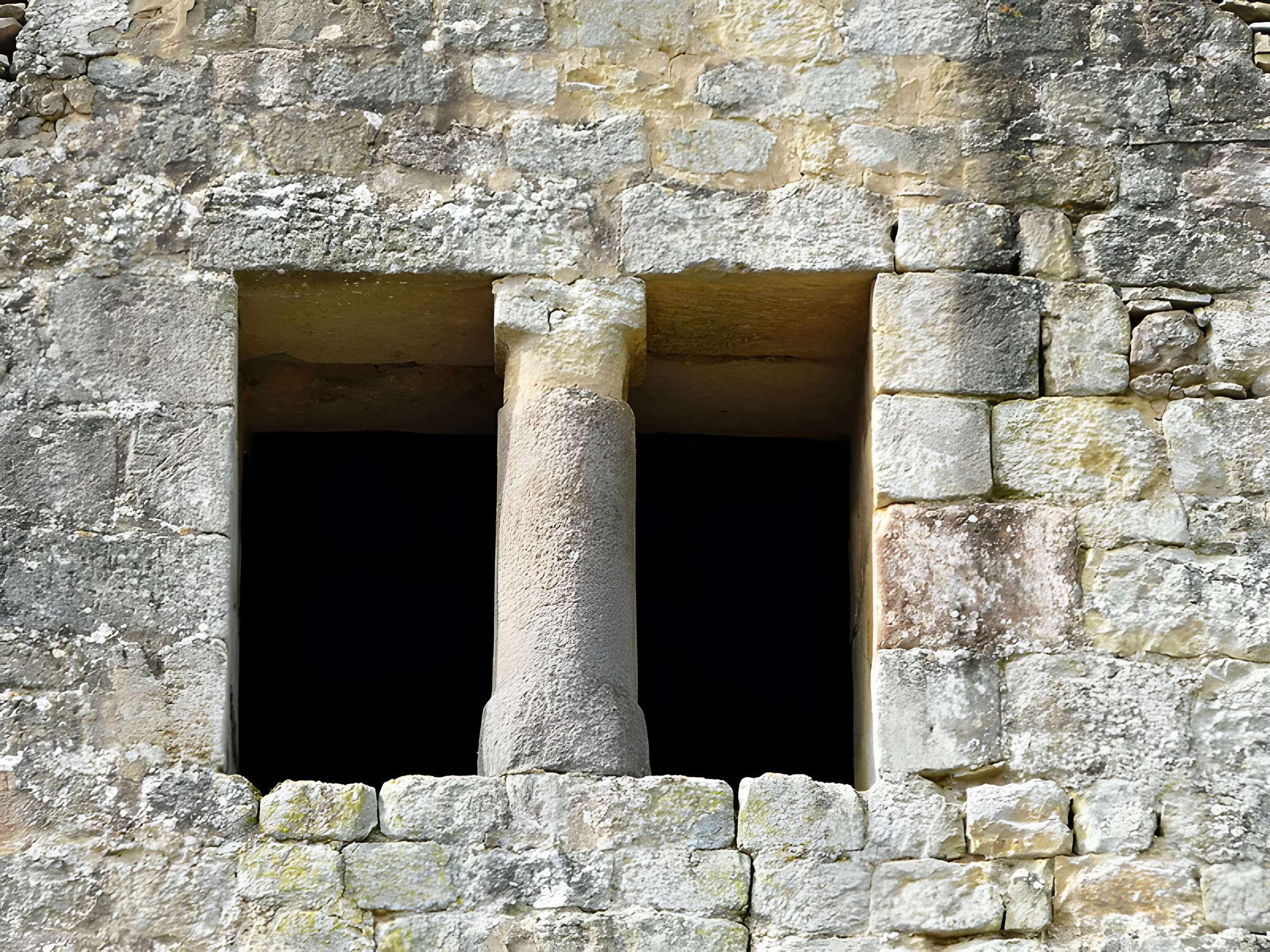 Église Saint-Laurent de Valojoulx