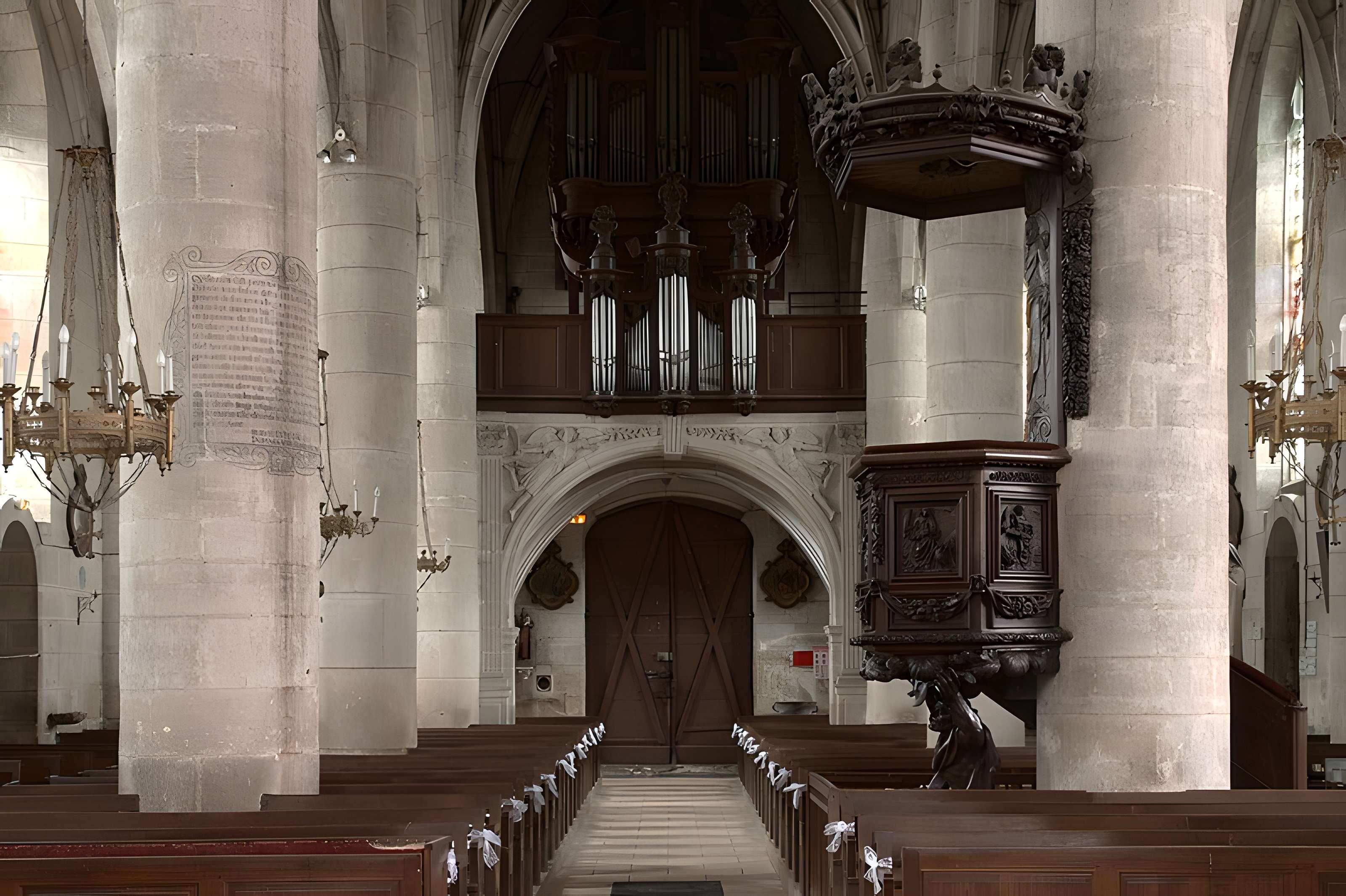 Église Saint-Laurent d'Éclaron