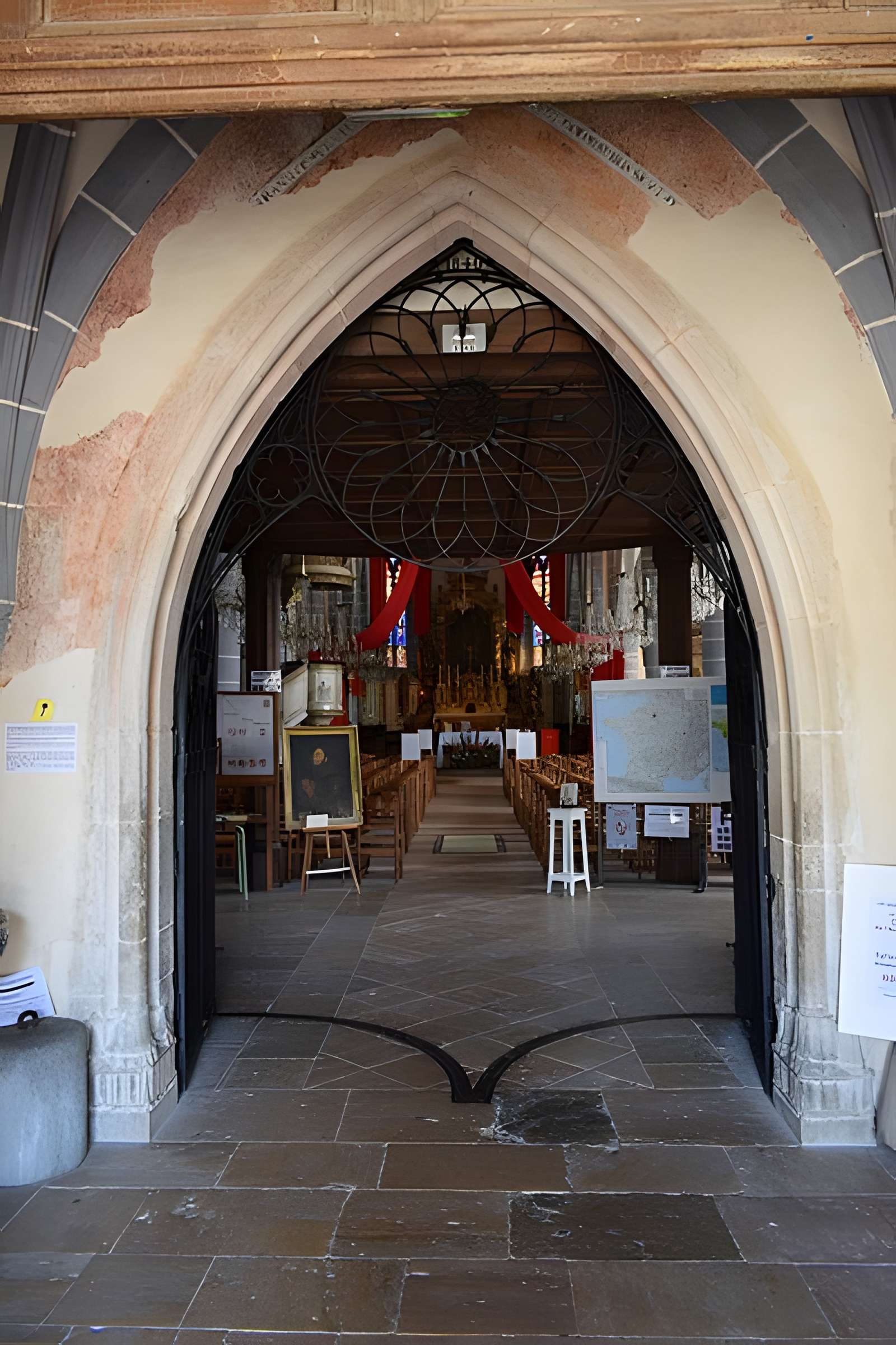 Église Saint-Laurent d'Ornans