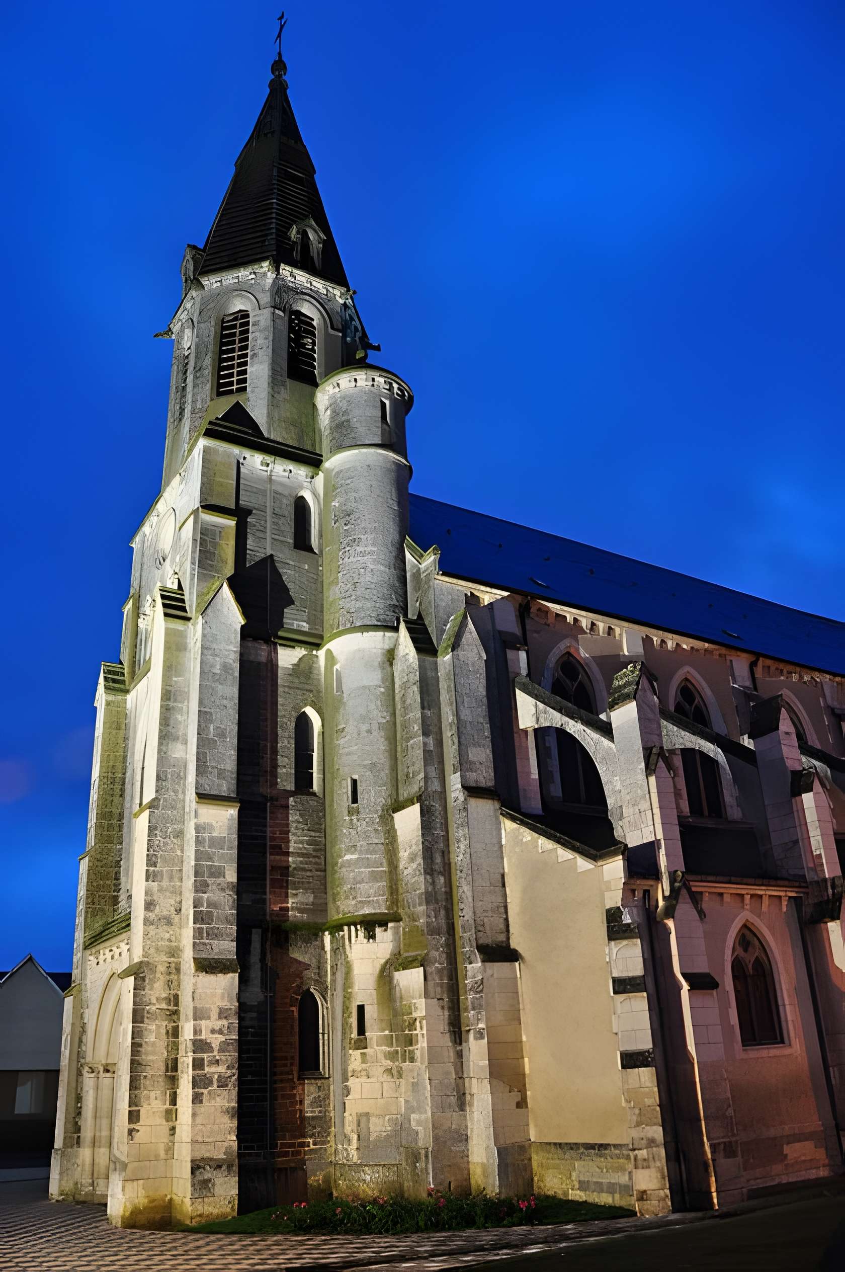 Église Saint-Laurian de Vatan 