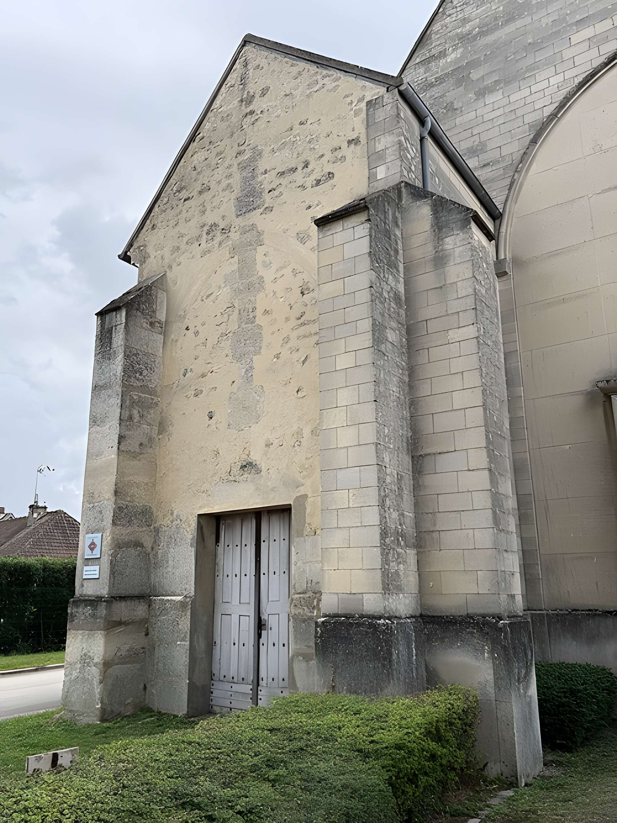 Église Saint-Léger de Jagny-sous-Bois