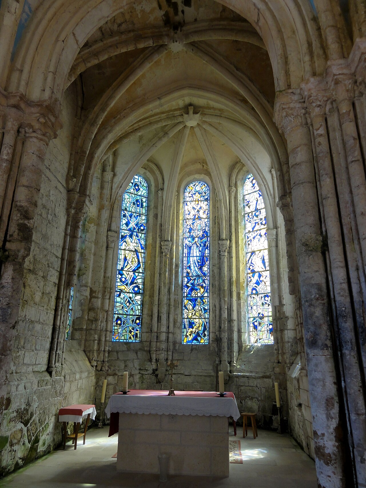 Église Saint-Léger de Vauciennes dans la Marne