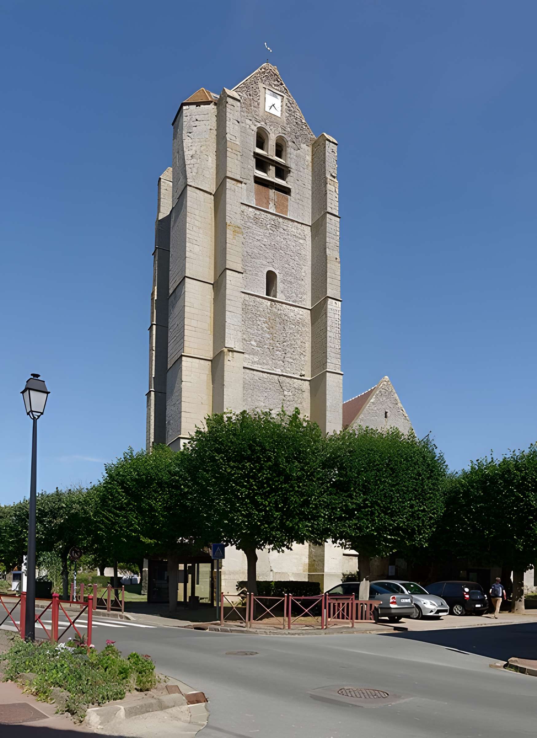 Église Saint-Léonard des Granges-le-Roi