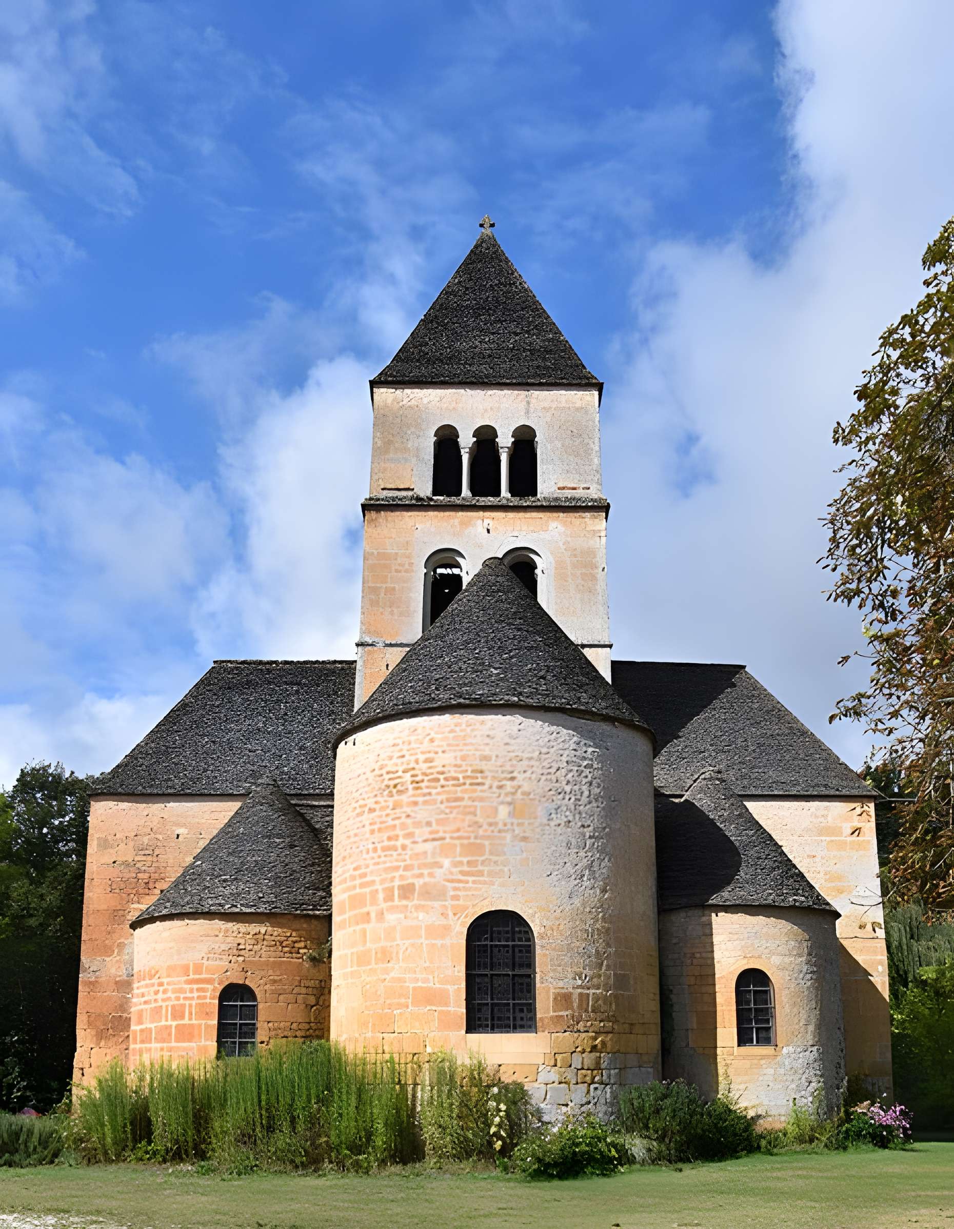Église Saint-Léonce de Saint-Léon-sur-Vézère