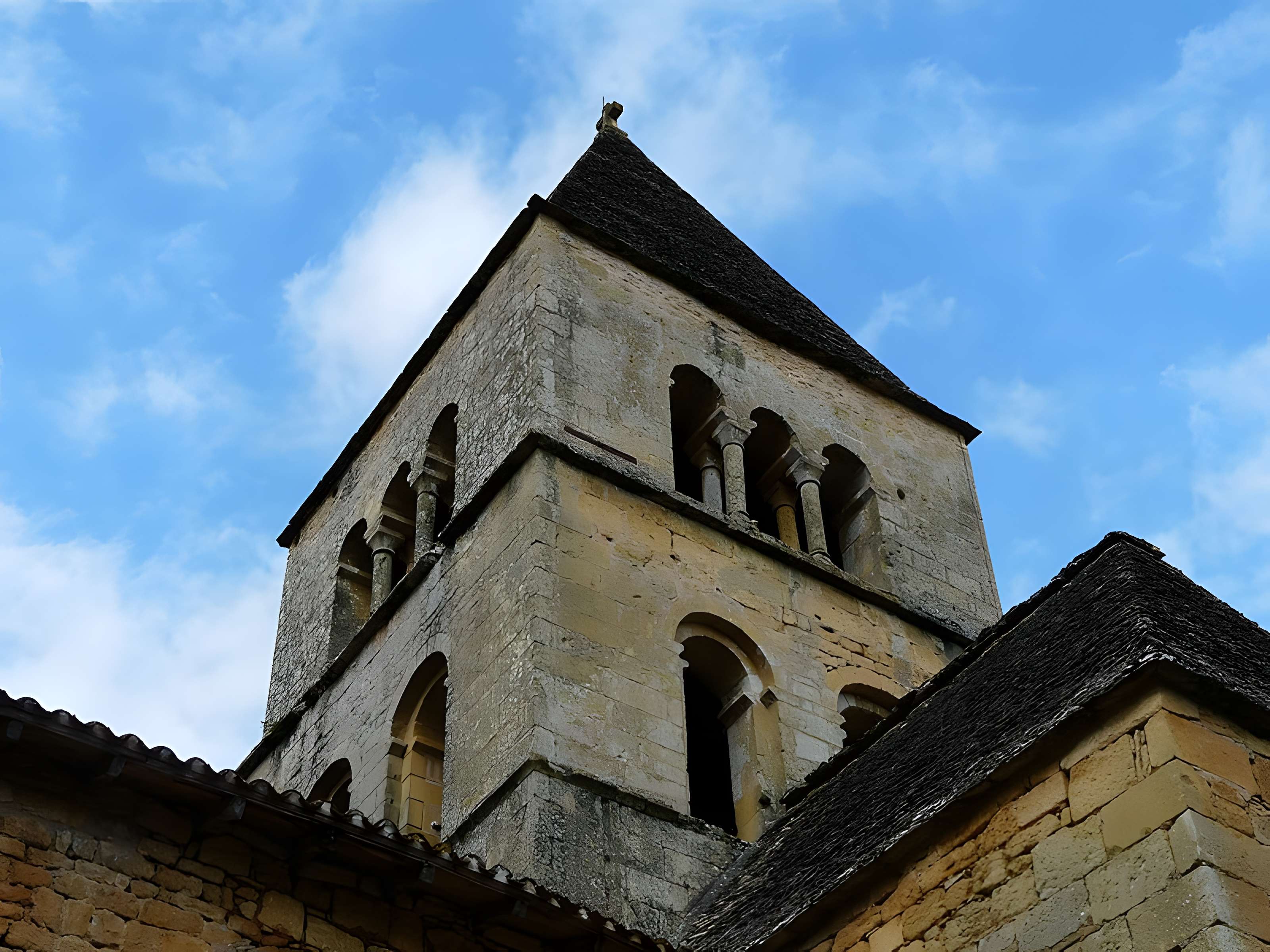 Église Saint-Léonce de Saint-Léon-sur-Vézère