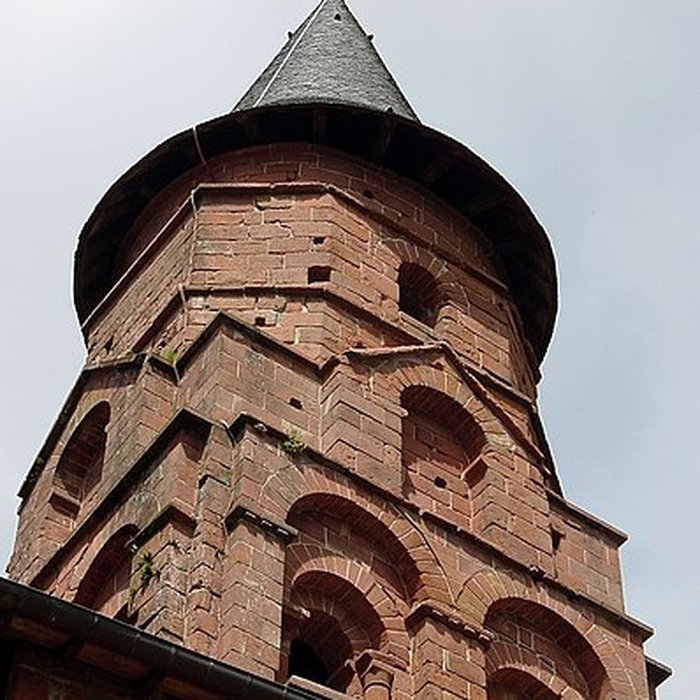 Photo de Église Saint-Pierre de Collonges-la-Rouge
