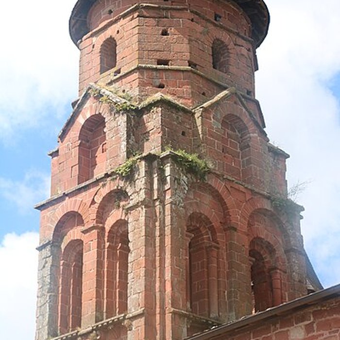 Photo de Église Saint-Pierre de Collonges-la-Rouge