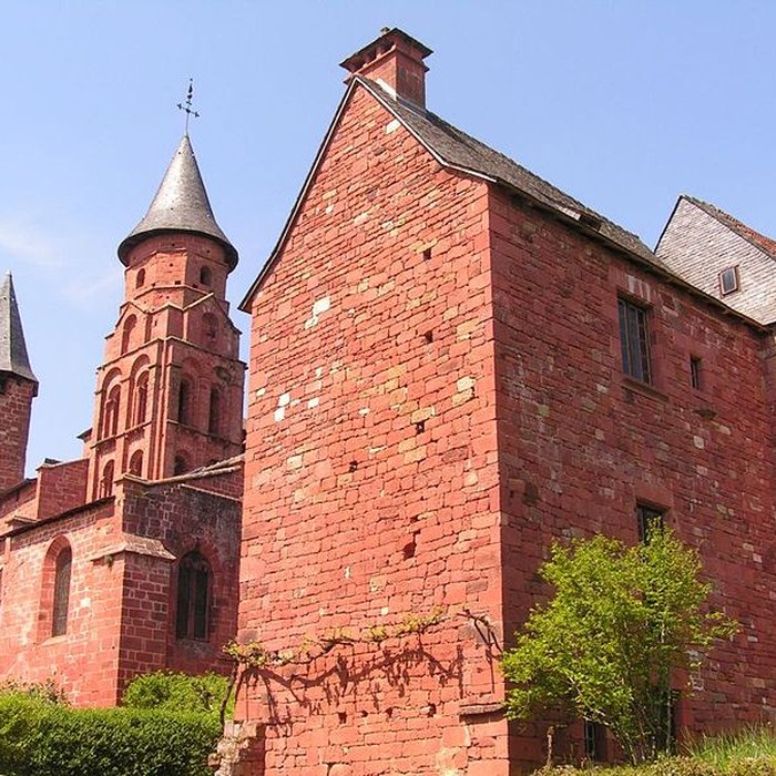 Photo de Église Saint-Pierre de Collonges-la-Rouge