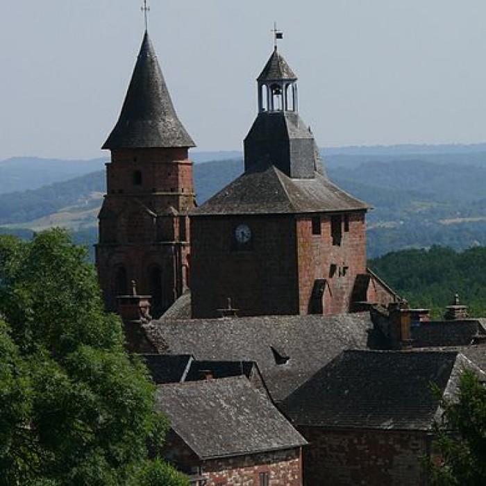 Photo de Église Saint-Pierre de Collonges-la-Rouge