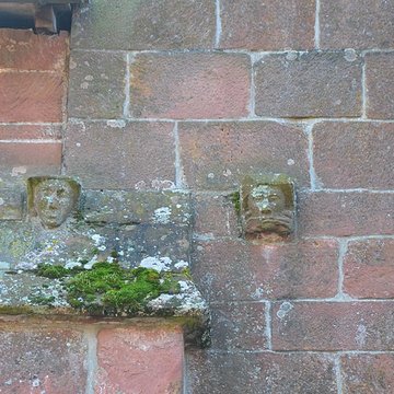 Église Saint-Pierre de Collonges-la-Rouge