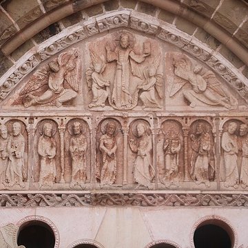Église Saint-Pierre de Collonges-la-Rouge
