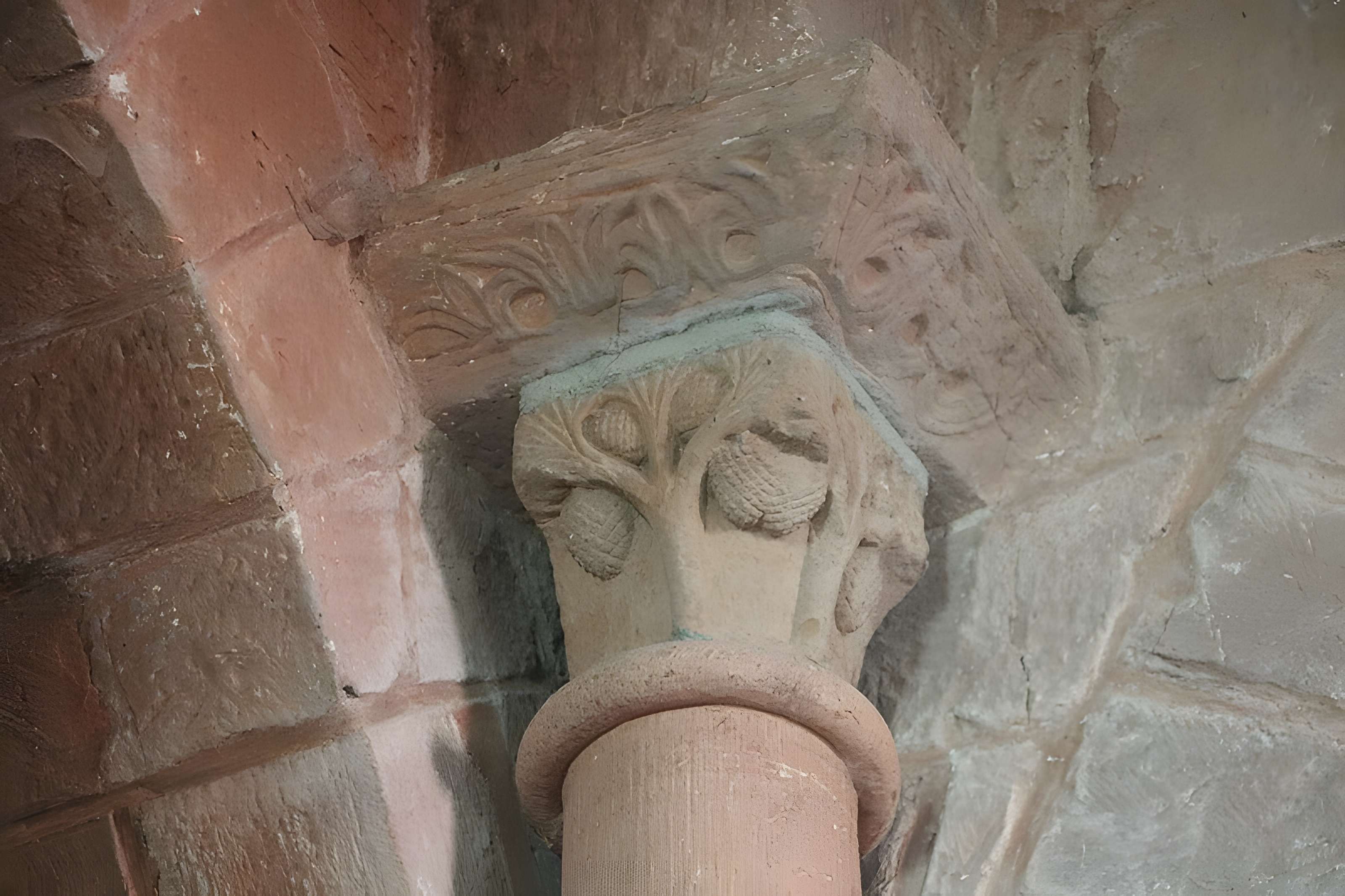 Église Saint-Pierre de Collonges-la-Rouge