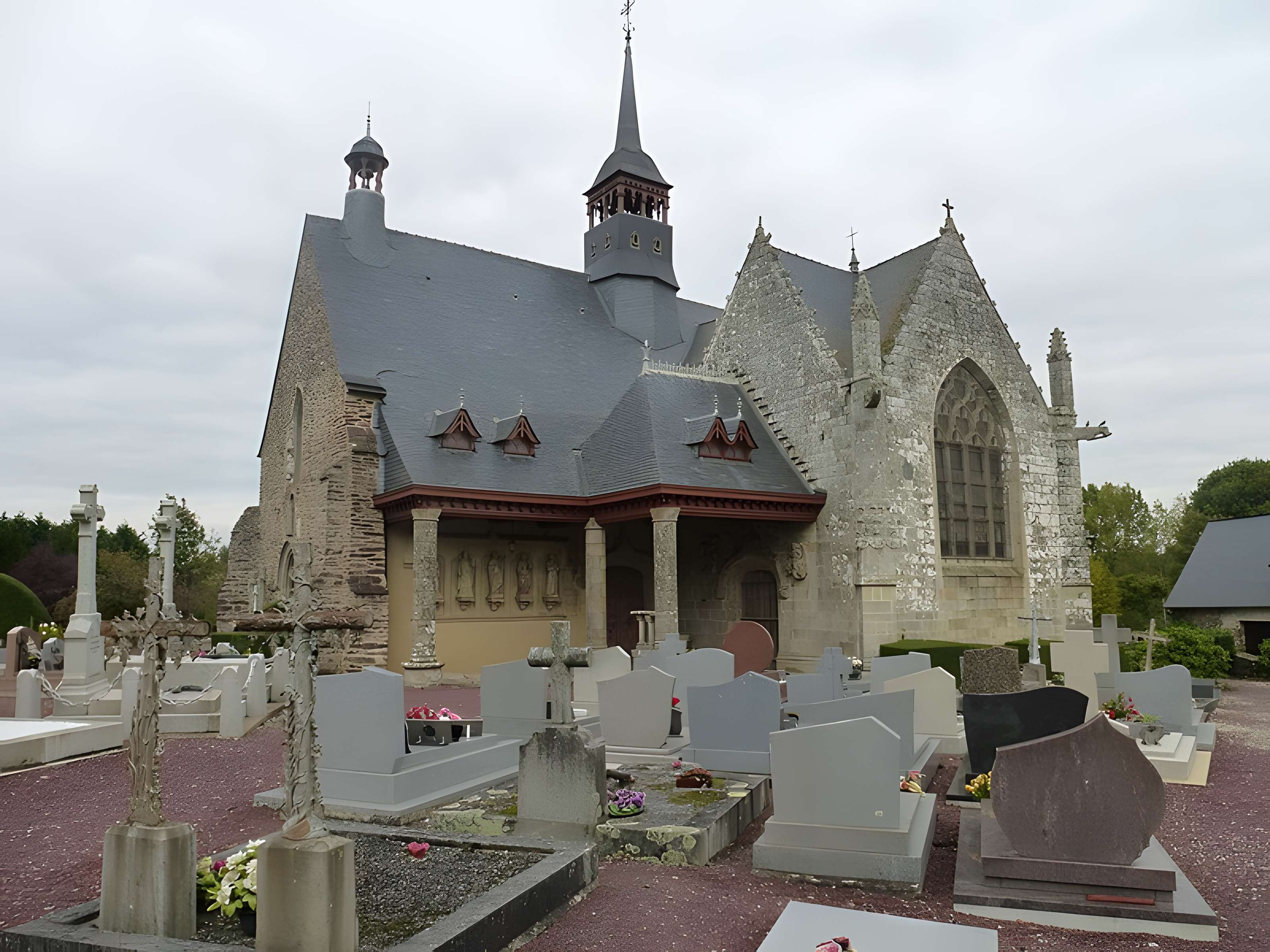 Église Saint-Léry de Saint-Léry