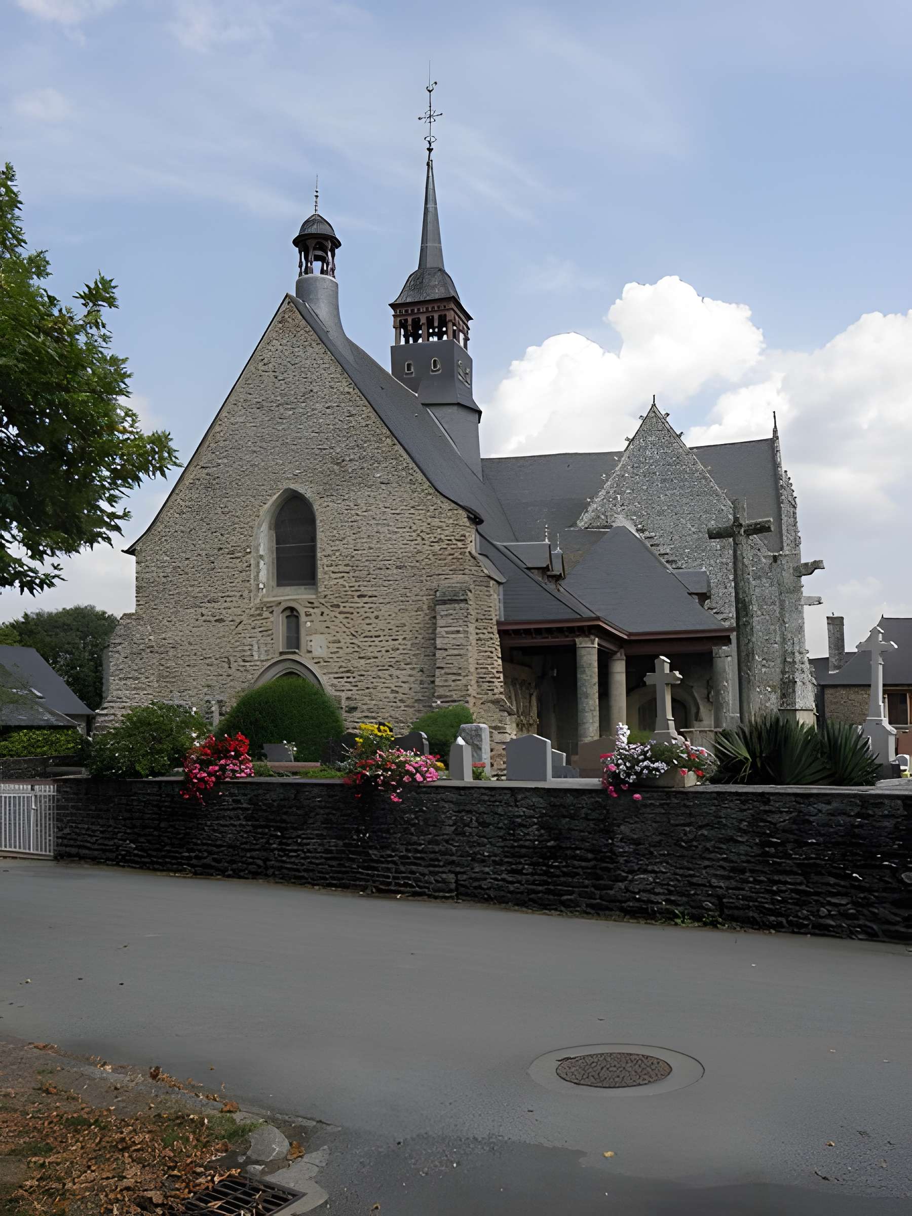 Église Saint-Léry de Saint-Léry