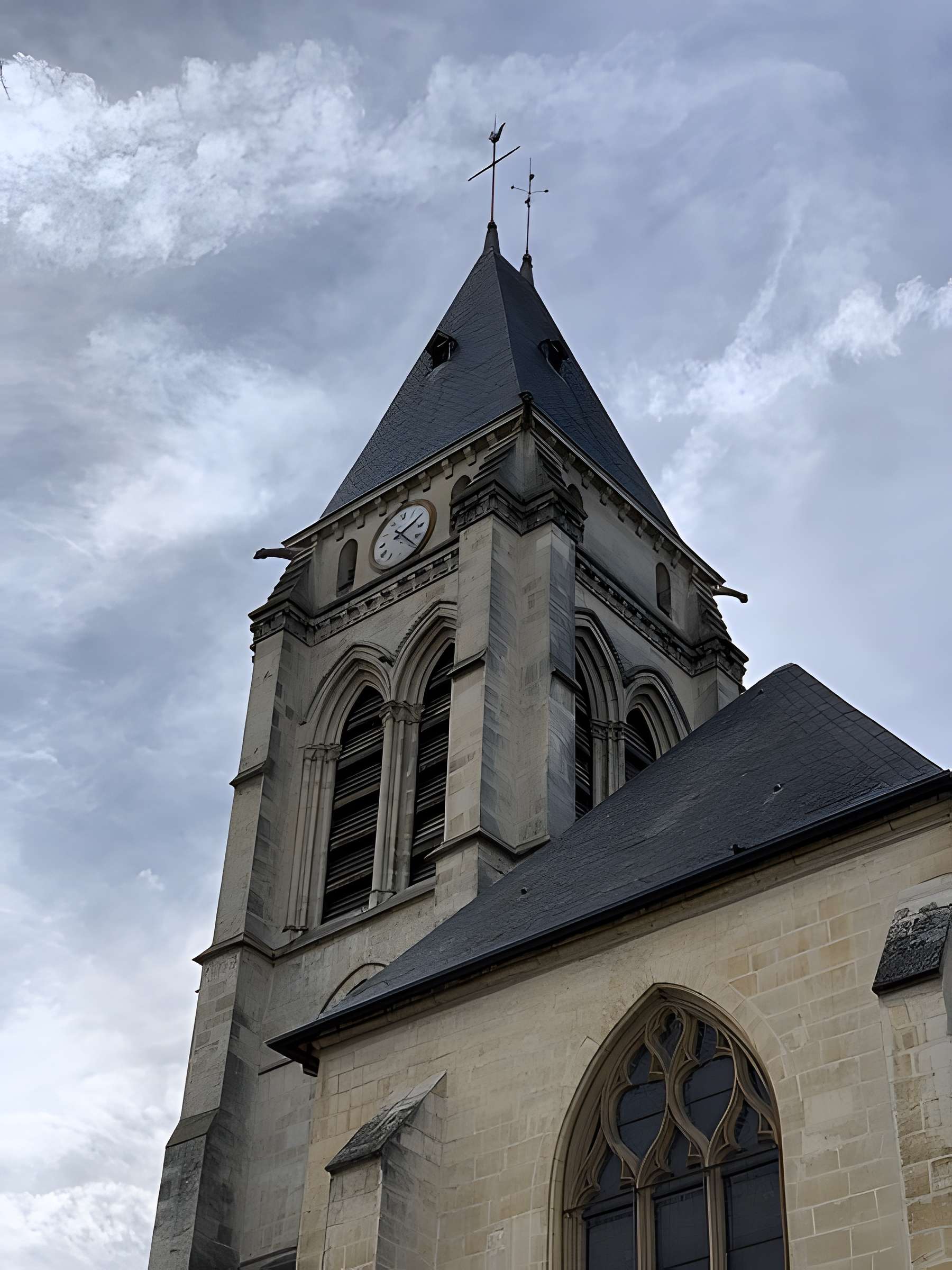 Église Saint-Leu-Saint-Gilles de Thiais