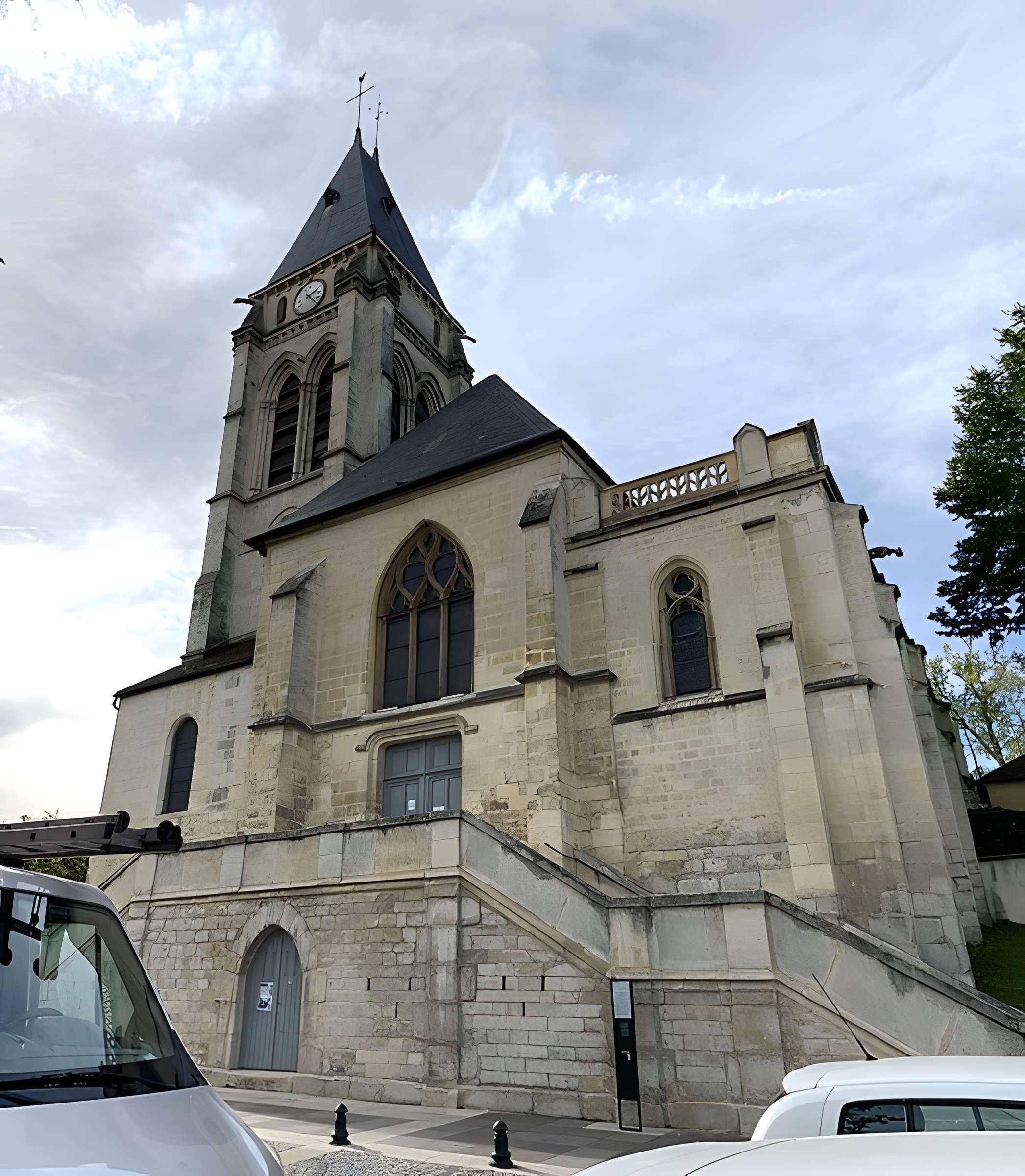 Église Saint-Leu-Saint-Gilles de Thiais