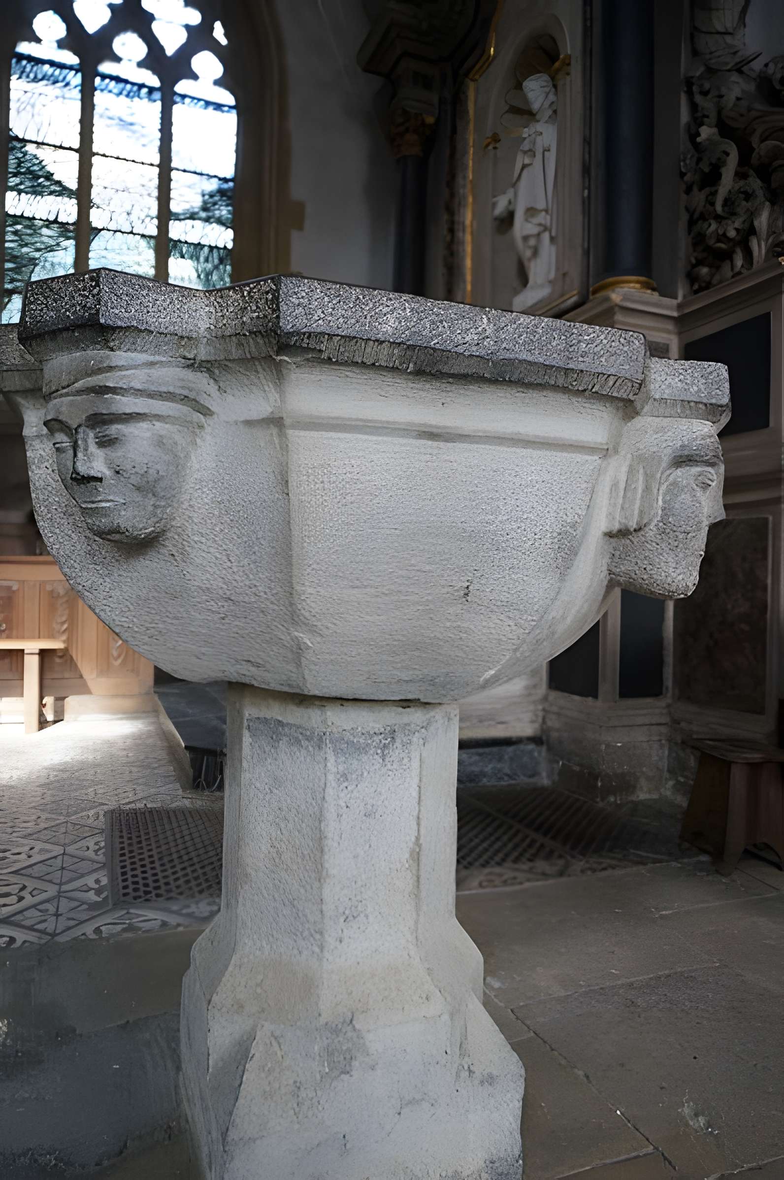 Église Saint-Lié de Mohon