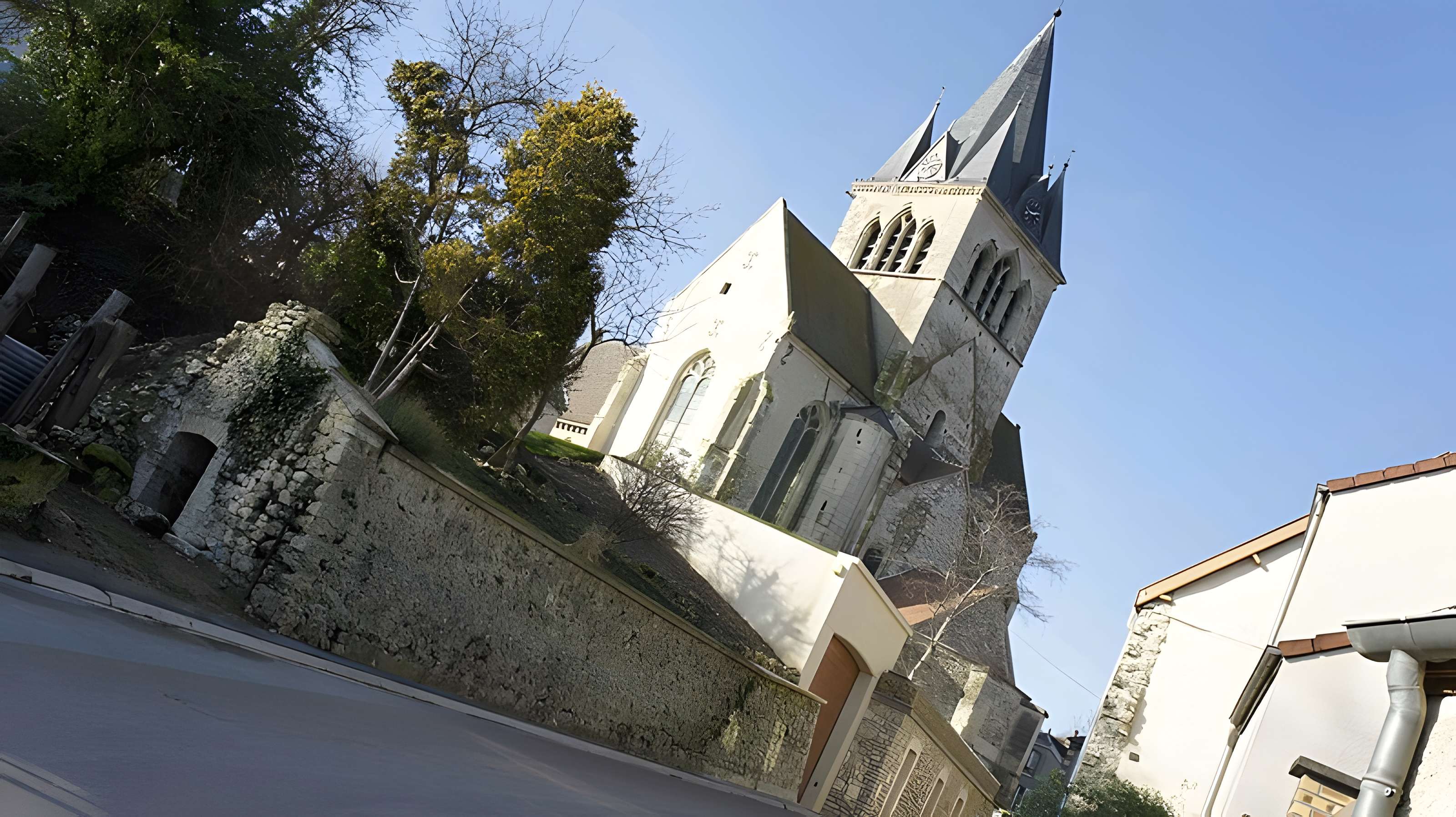 Église Saint-Lié de Ville-Dommange